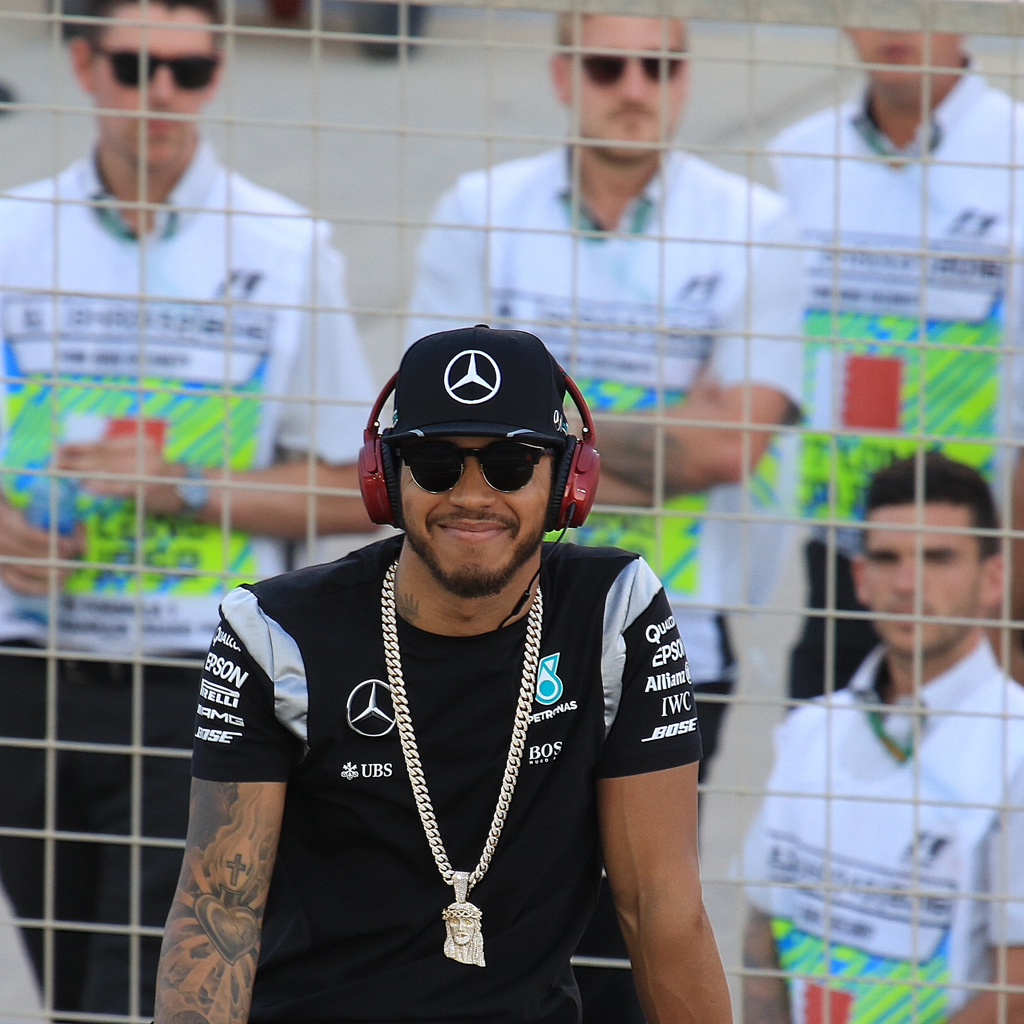 Canon EF 100-400mm F4.5-5.6L IS USM sample photo. Lewis hamilton in bahrain international circuit photography