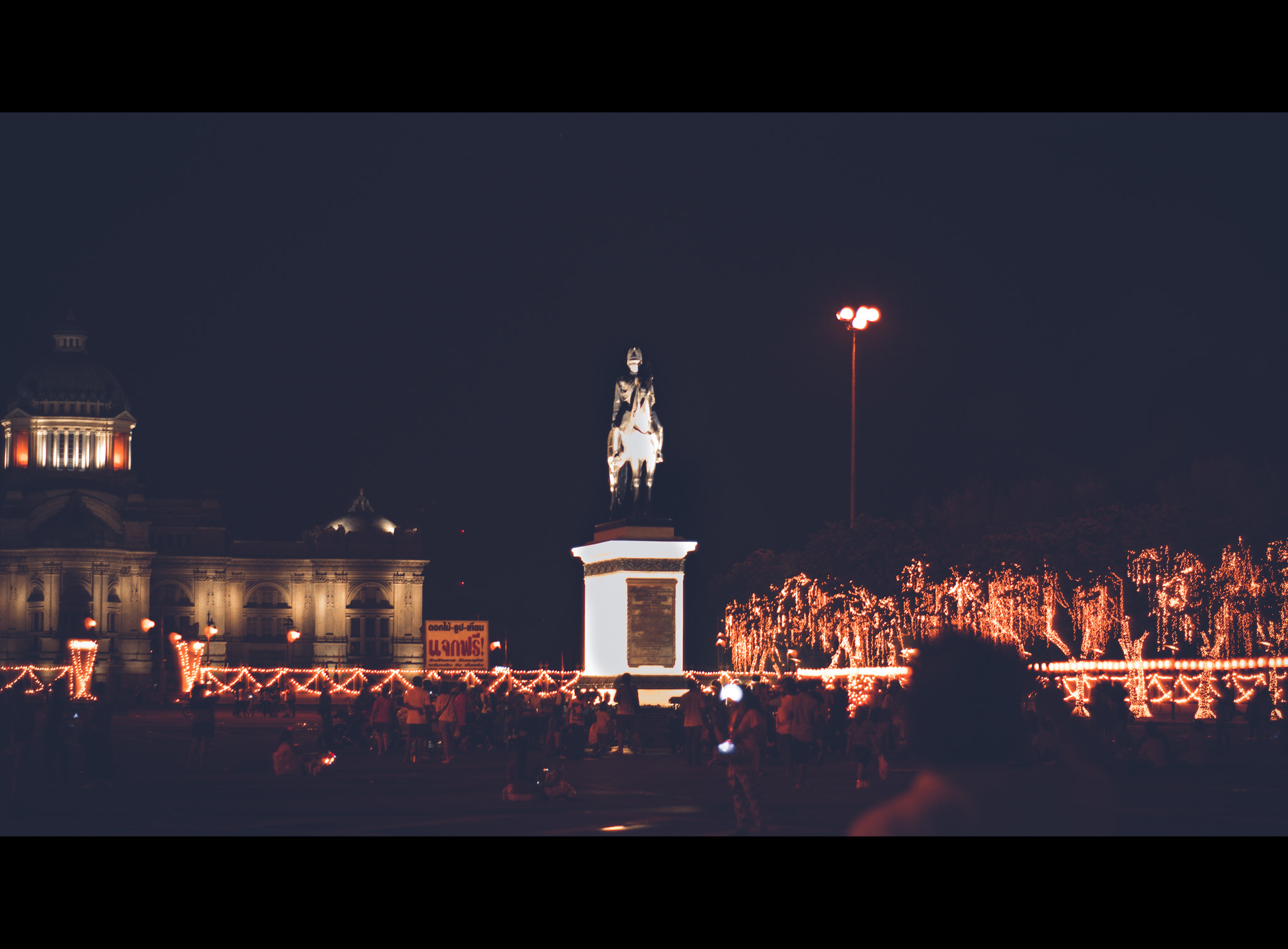 ZEISS Planar T* 50mm F1.4 sample photo. พระบรมรูปทรงม้า photography