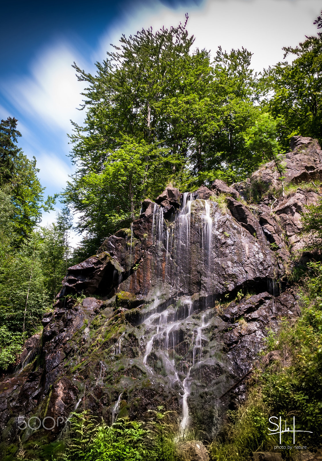 Sigma 18-50mm F2.8-4.5 DC OS HSM sample photo. Waterfall radau photography