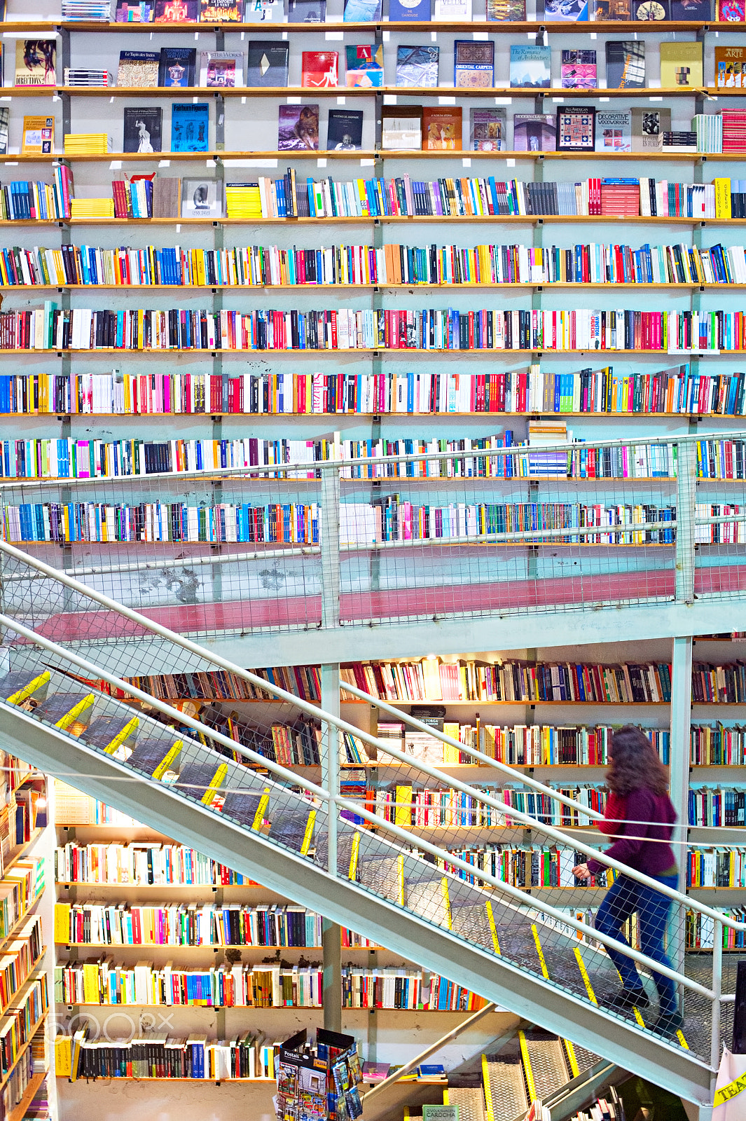 Nikon Df + Nikon AF Nikkor 50mm F1.4D sample photo. Huge bookstore. lisbon, portugal photography