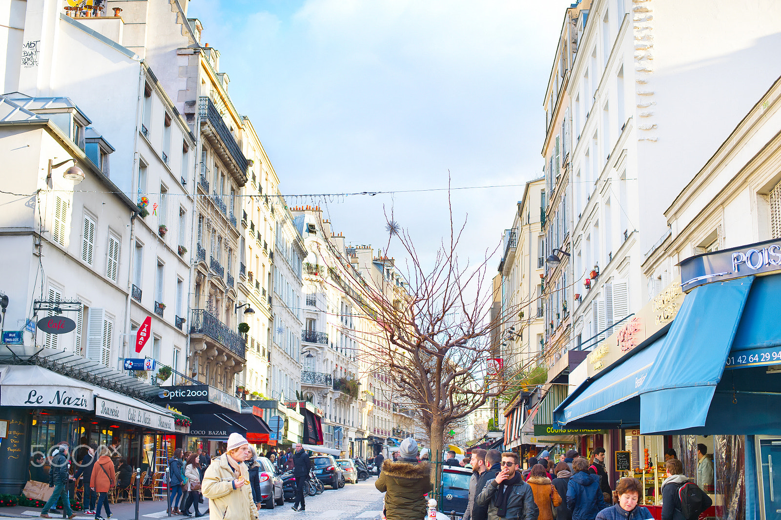 Nikon Df + Nikon AF Nikkor 50mm F1.4D sample photo. Montmartre street, paris photography