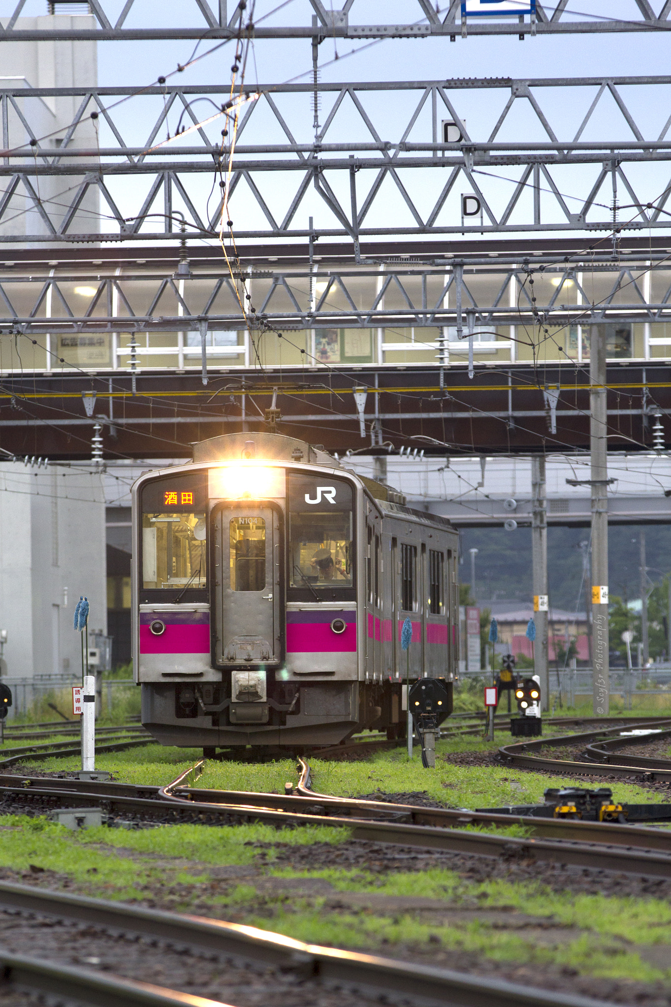 Canon EF 70-200mm F2.8L IS II USM sample photo. Train spotting photography