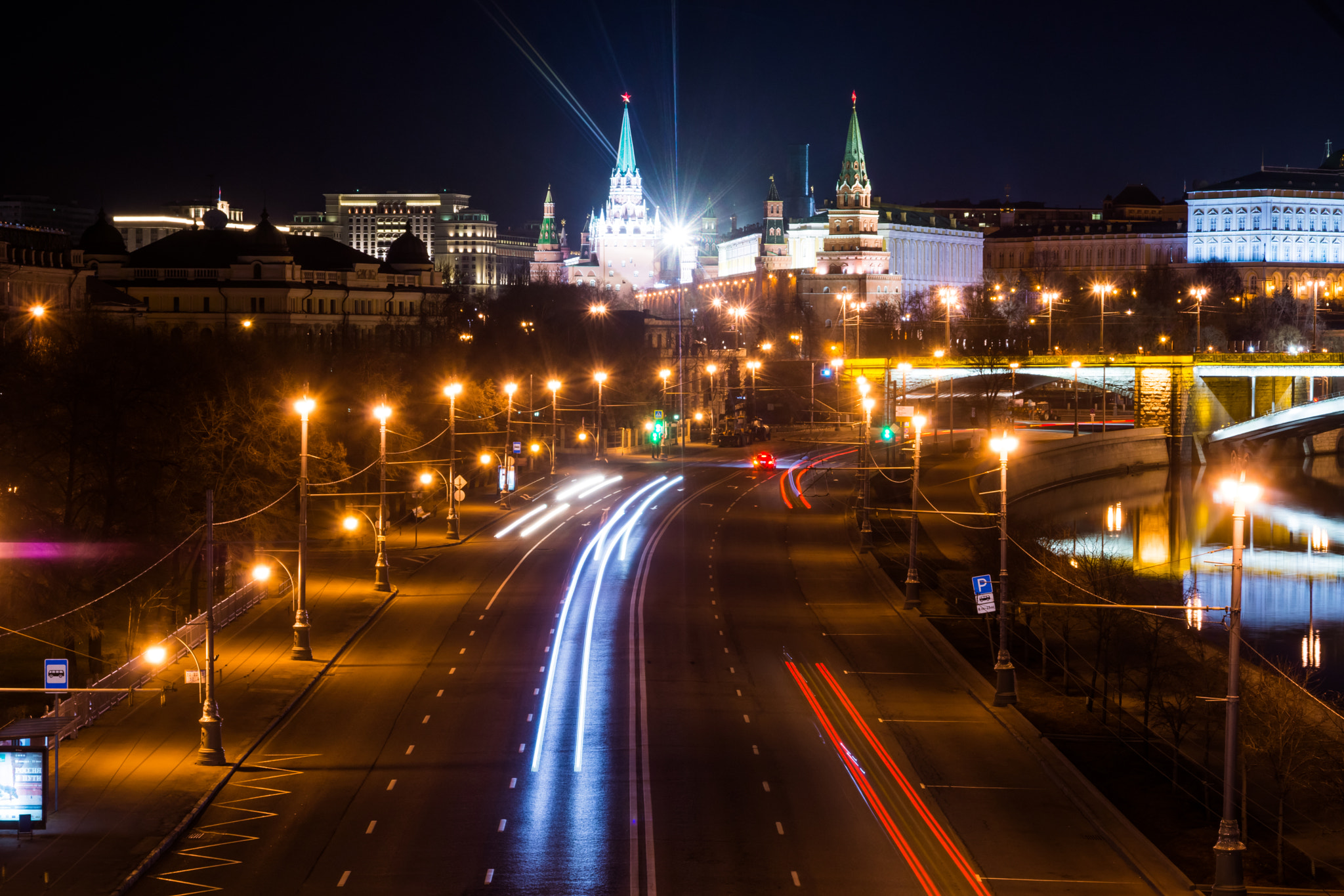 Sony SLT-A77 sample photo. Night city photography