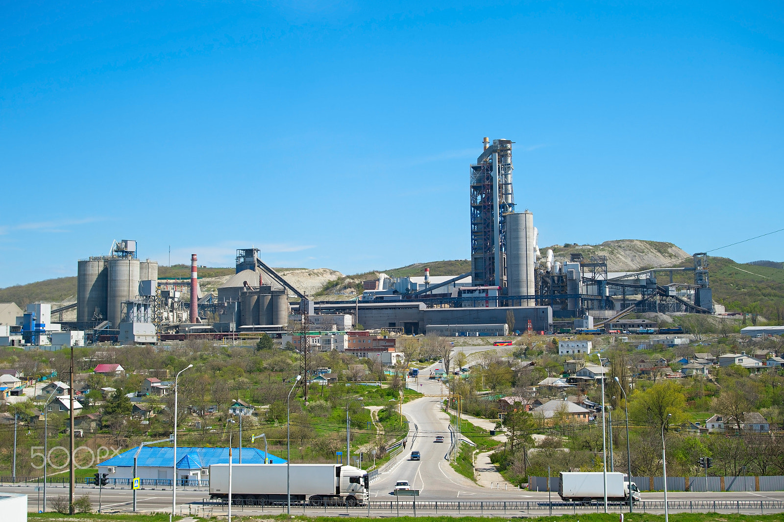 AF Zoom-Nikkor 28-80mm f/3.3-5.6G sample photo. Concrete plant. russia photography