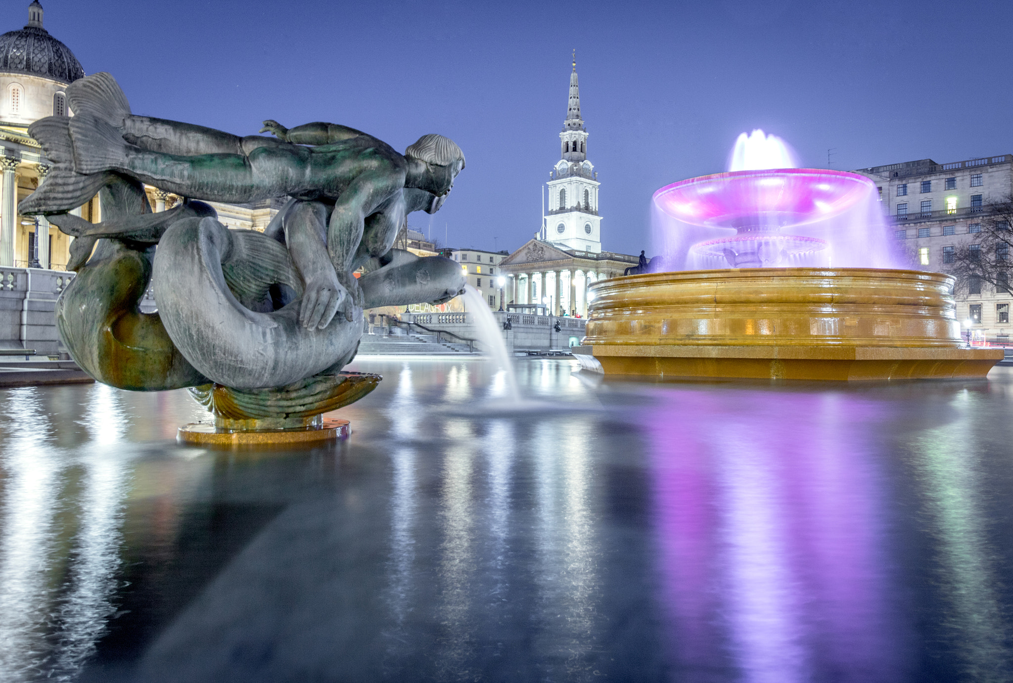 Canon EF-S 10-18mm F4.5–5.6 IS STM sample photo. The fountains @ trafalgar square. london photography