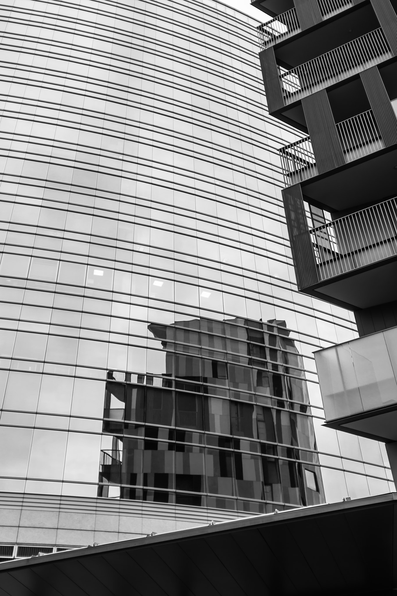 Canon EF-S 17-85mm F4-5.6 IS USM sample photo. Reflections photography