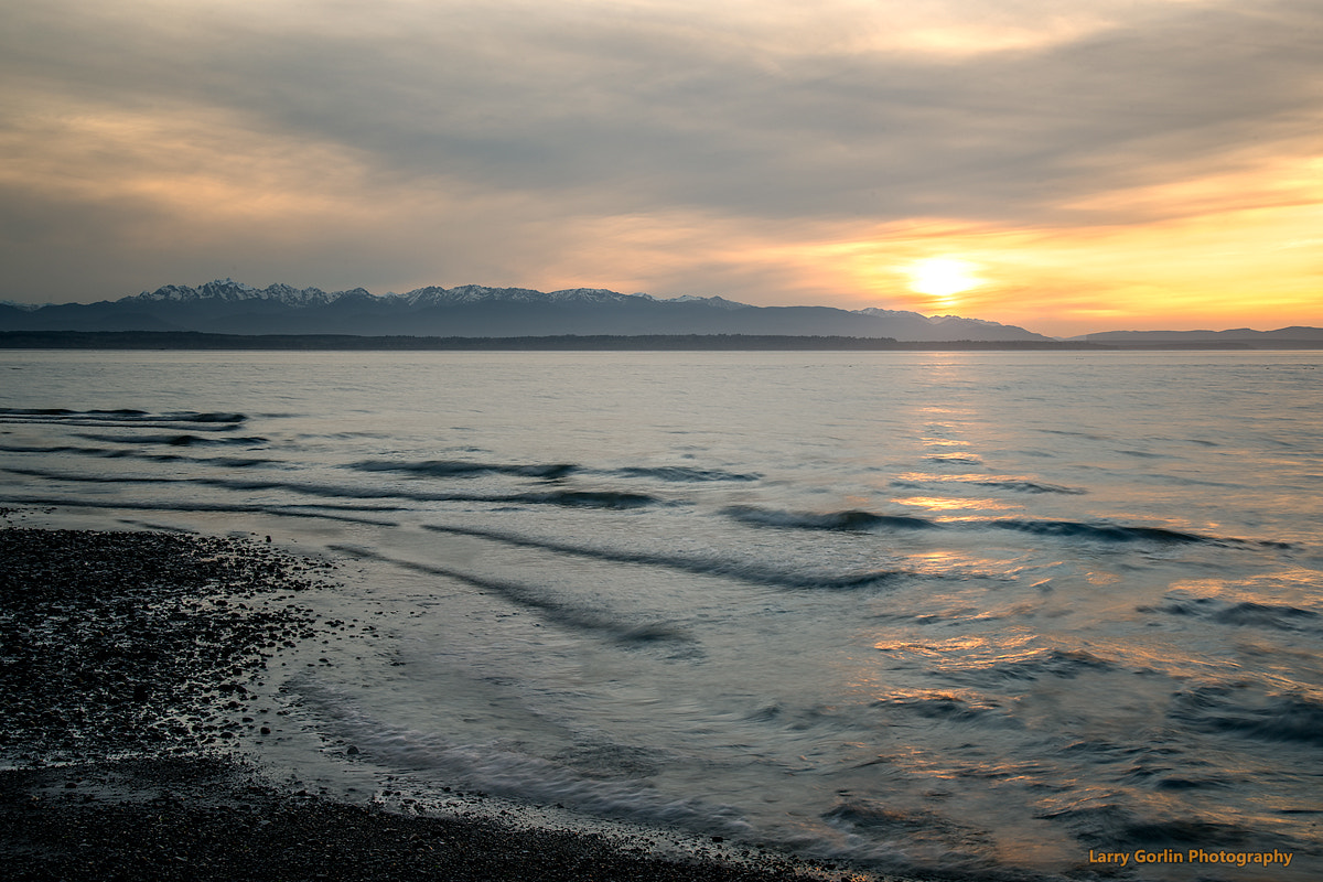 AF Zoom-Nikkor 28-70mm f/3.5-4.5D sample photo. Puget sound sunset photography