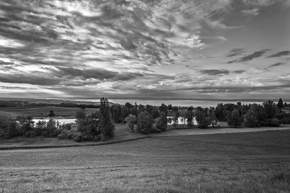 Canon EOS 5D Mark II + Canon EF 24mm F2.8 sample photo. Moetteliweiher photography