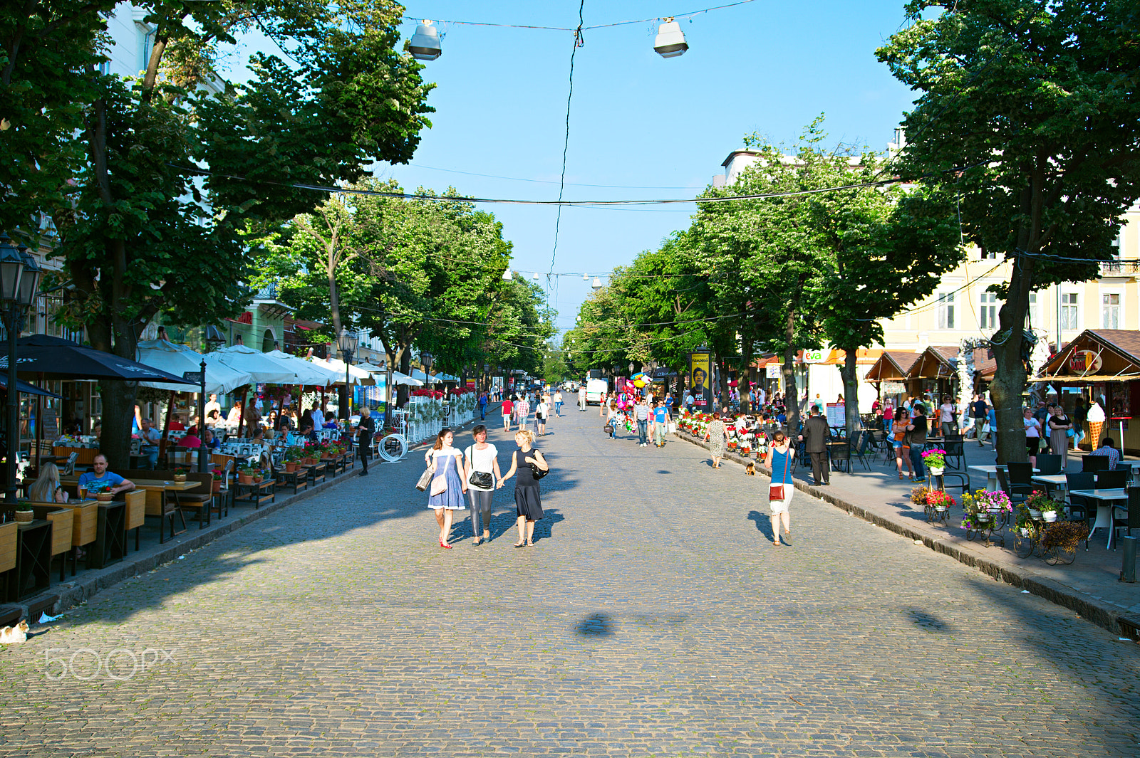 AF Zoom-Nikkor 28-80mm f/3.3-5.6G sample photo. Tourist in odessa, ukraine photography