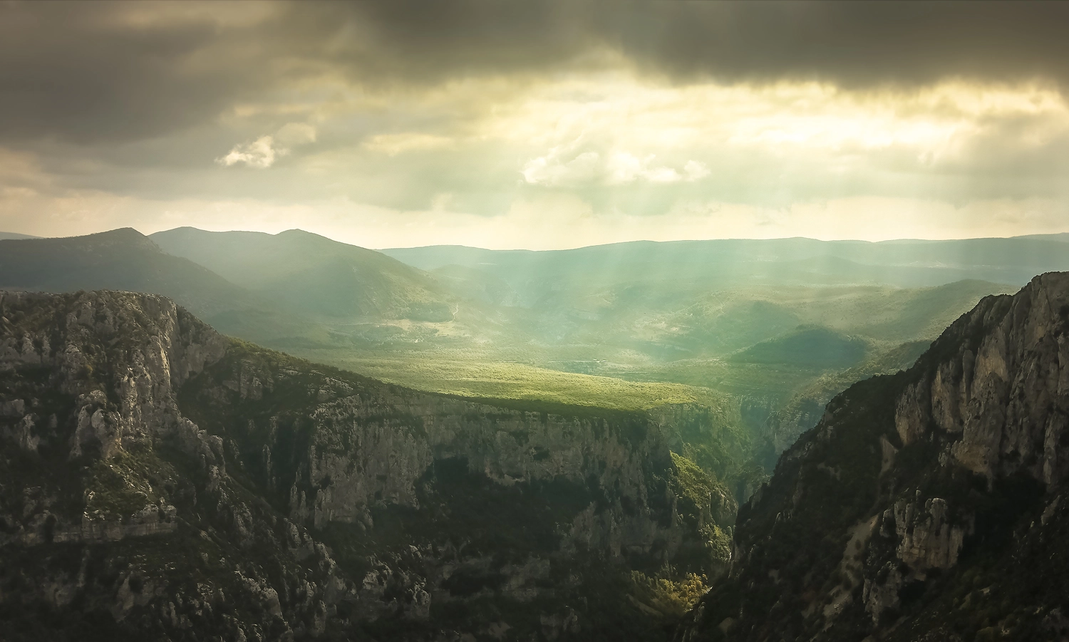 Tokina AT-X Pro 12-24mm F4 (IF) DX sample photo. Gorges du verdon photography