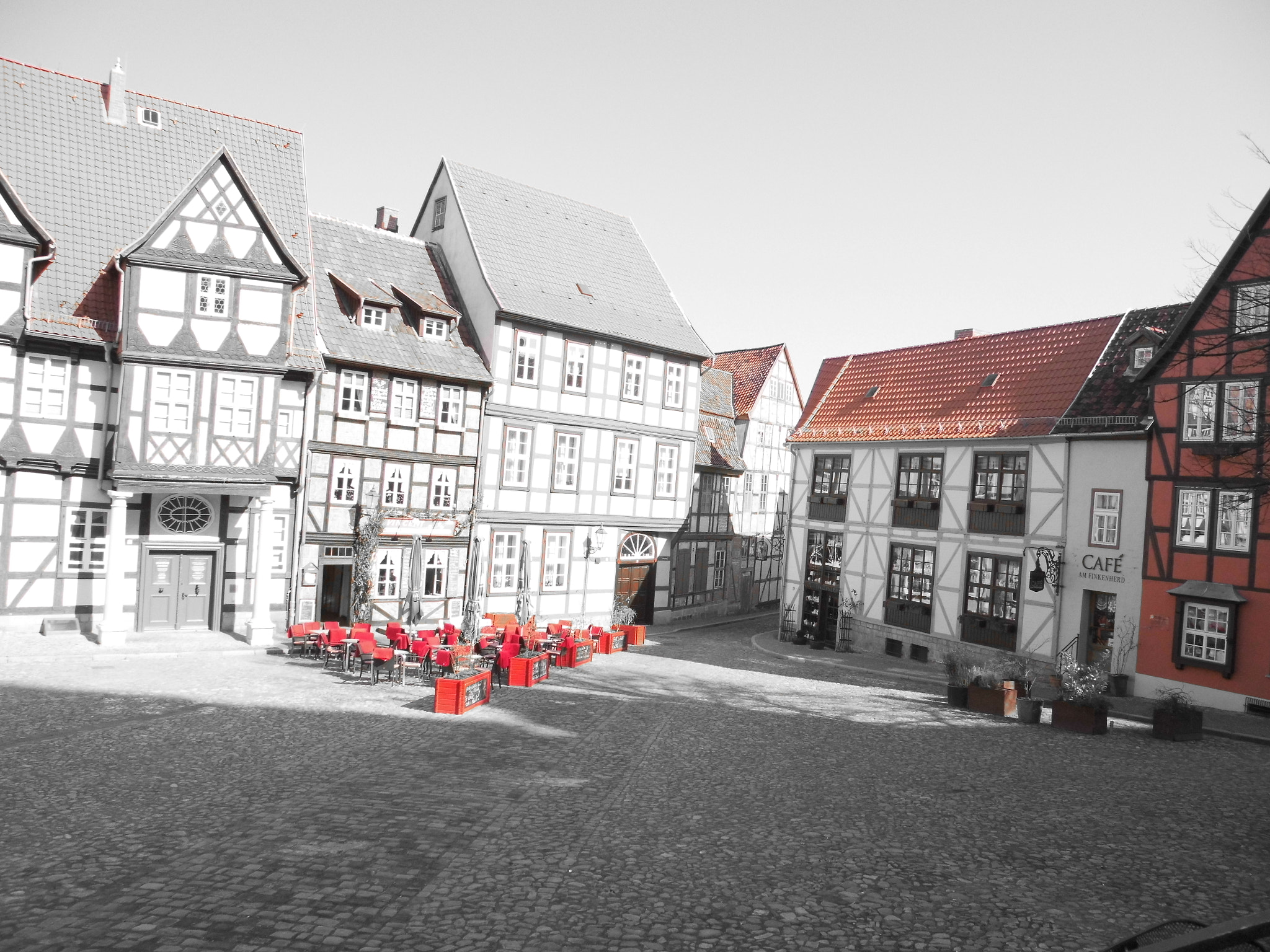 MEDION MD86929 sample photo. Markt am schlossberg photography