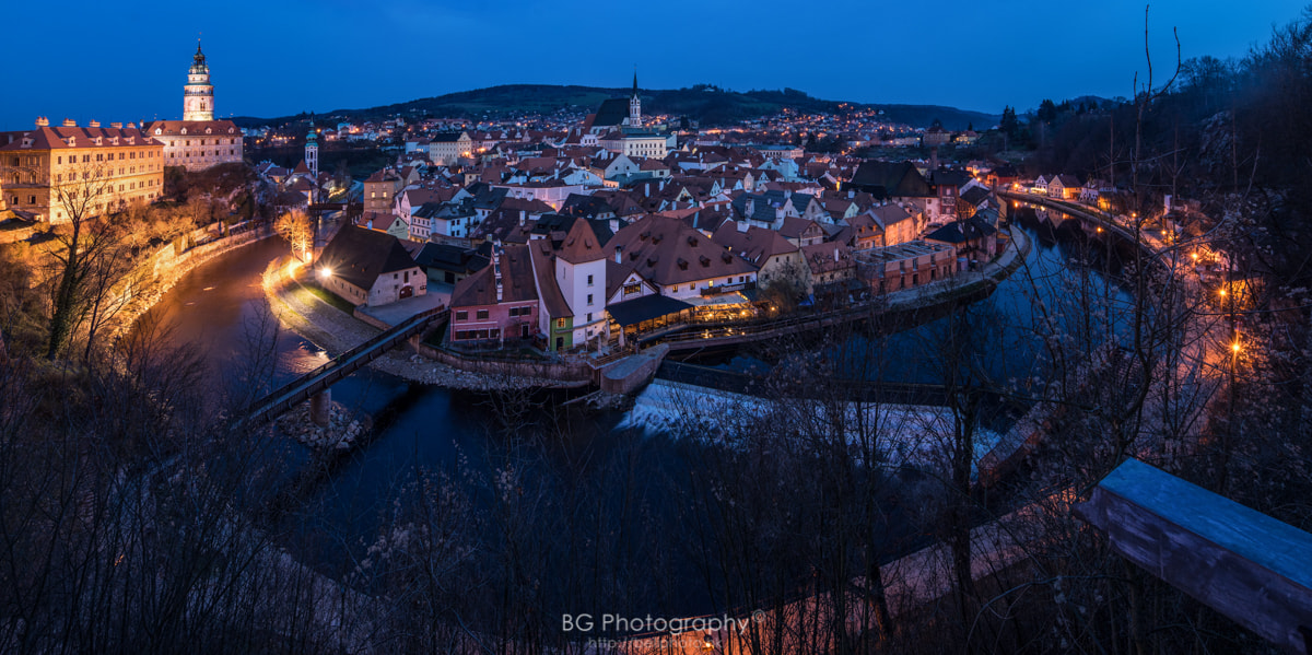 Canon TS-E 17mm F4L Tilt-Shift sample photo. Krumlov night. photography