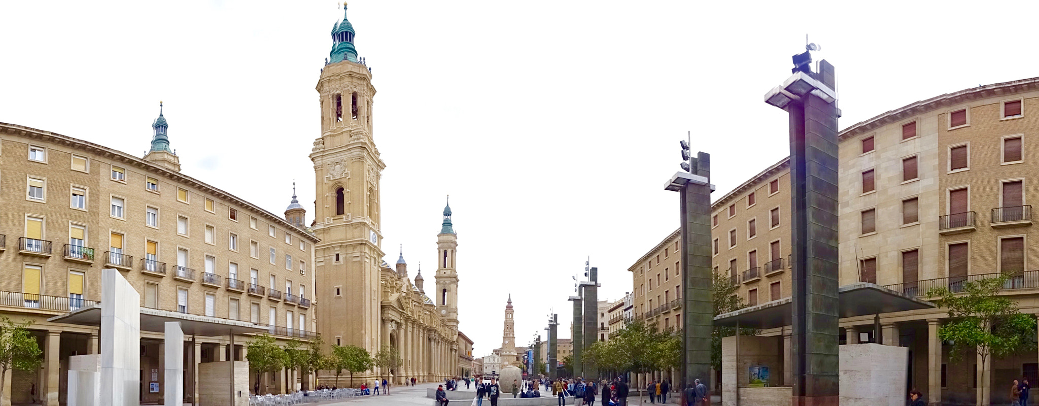 Sony DSC-HX60V + Sony 24-720mm F3.5-6.3 sample photo. Plaza del pilar. photography