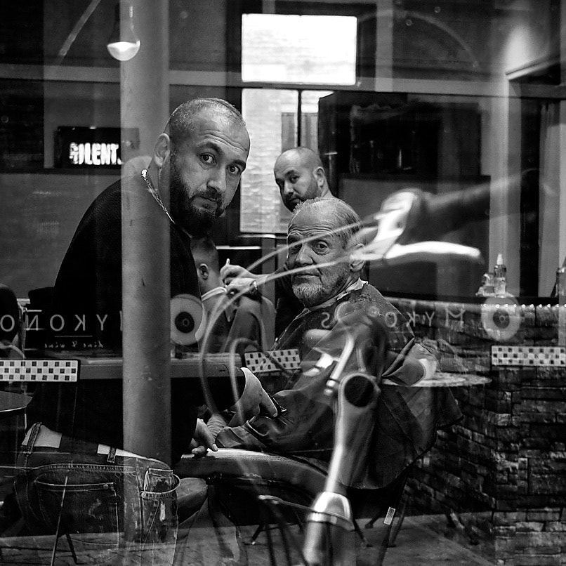 Olympus OM-D E-M5 + Olympus M.Zuiko Digital 17mm F1.8 sample photo. Barbershop photography