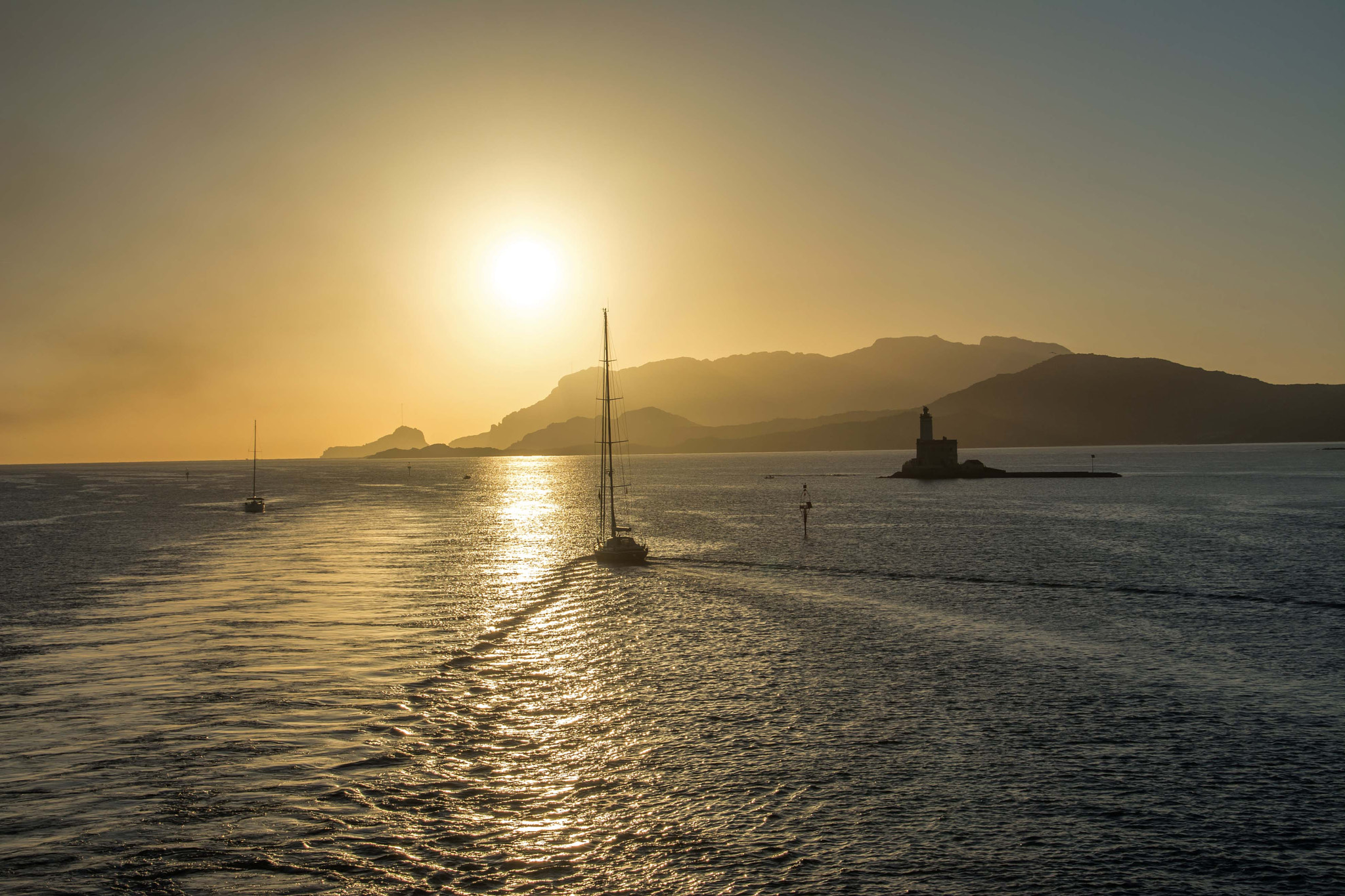 Sigma 18-200mm F3.5-6.3 DC OS HSM sample photo. Sonnenaufgang vor olbia photography