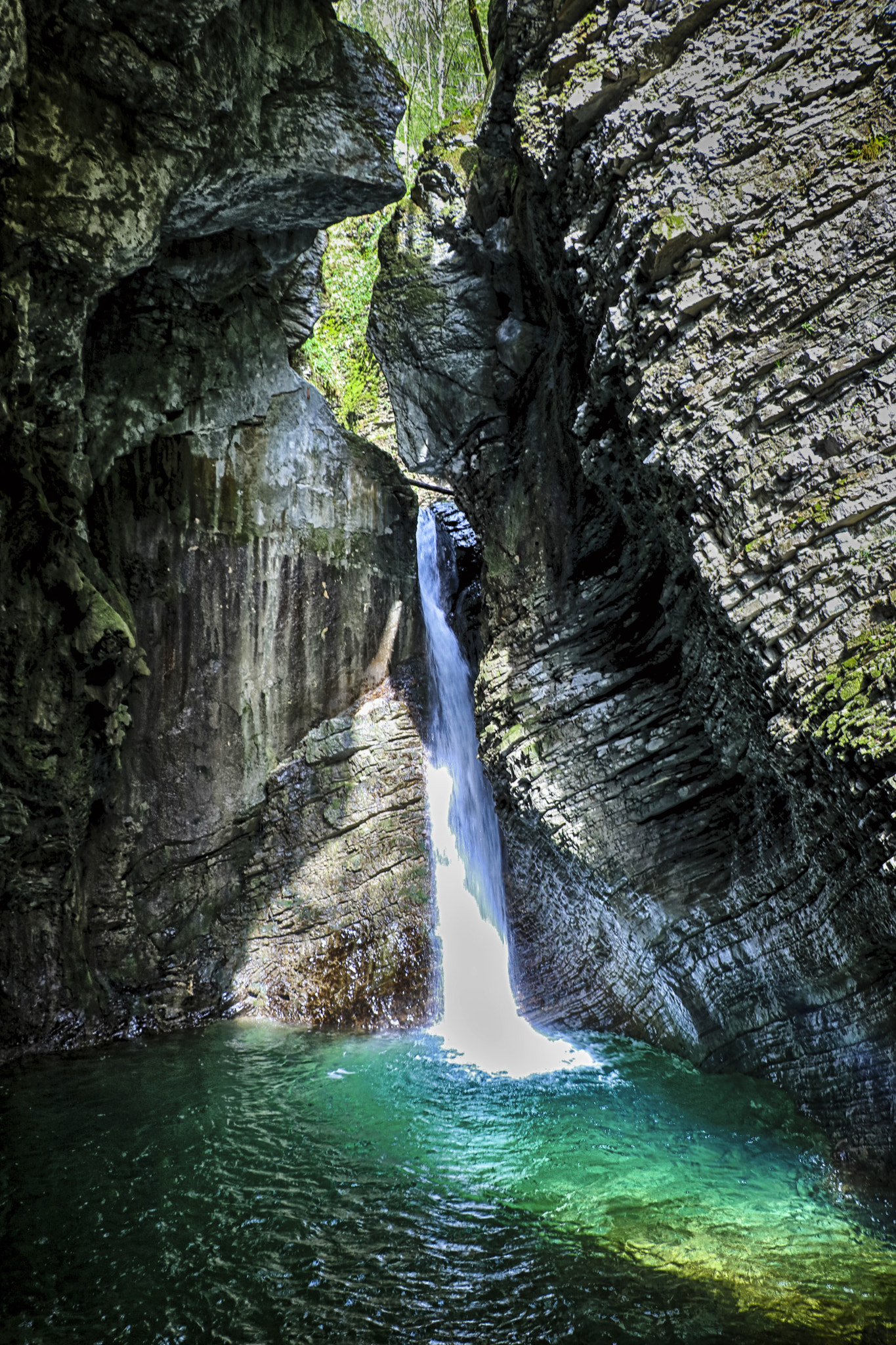 Canon EF-S 18-135mm F3.5-5.6 IS STM sample photo. Kozjak waterfall photography