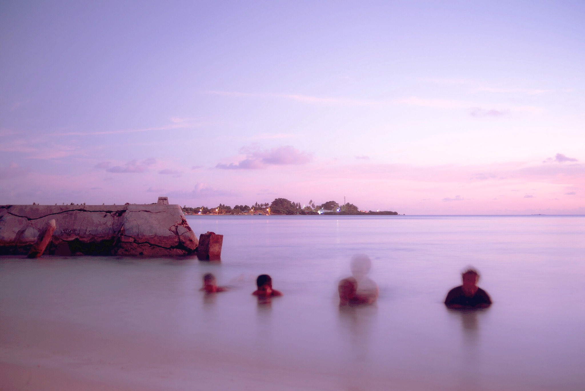 AF Zoom-Nikkor 35-70mm f/3.3-4.5 N sample photo. Island life photography