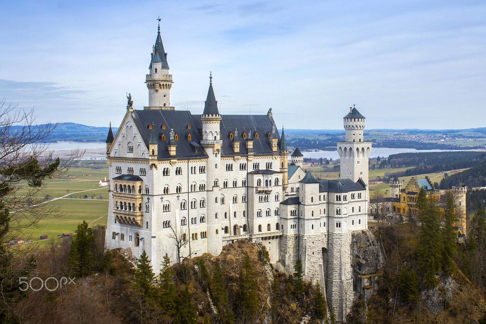 Canon EF-S 18-55mm F3.5-5.6 sample photo. From reality to fantasy, neuschwanstein castle photography