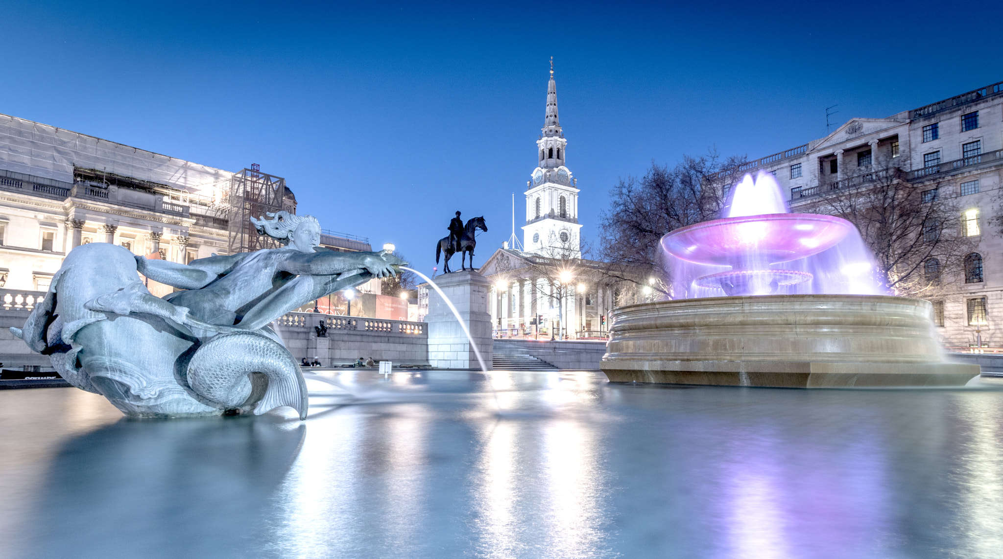Canon EOS 760D (EOS Rebel T6s / EOS 8000D) + Canon EF-S 10-18mm F4.5–5.6 IS STM sample photo. Trafalgar square fountains 2 photography