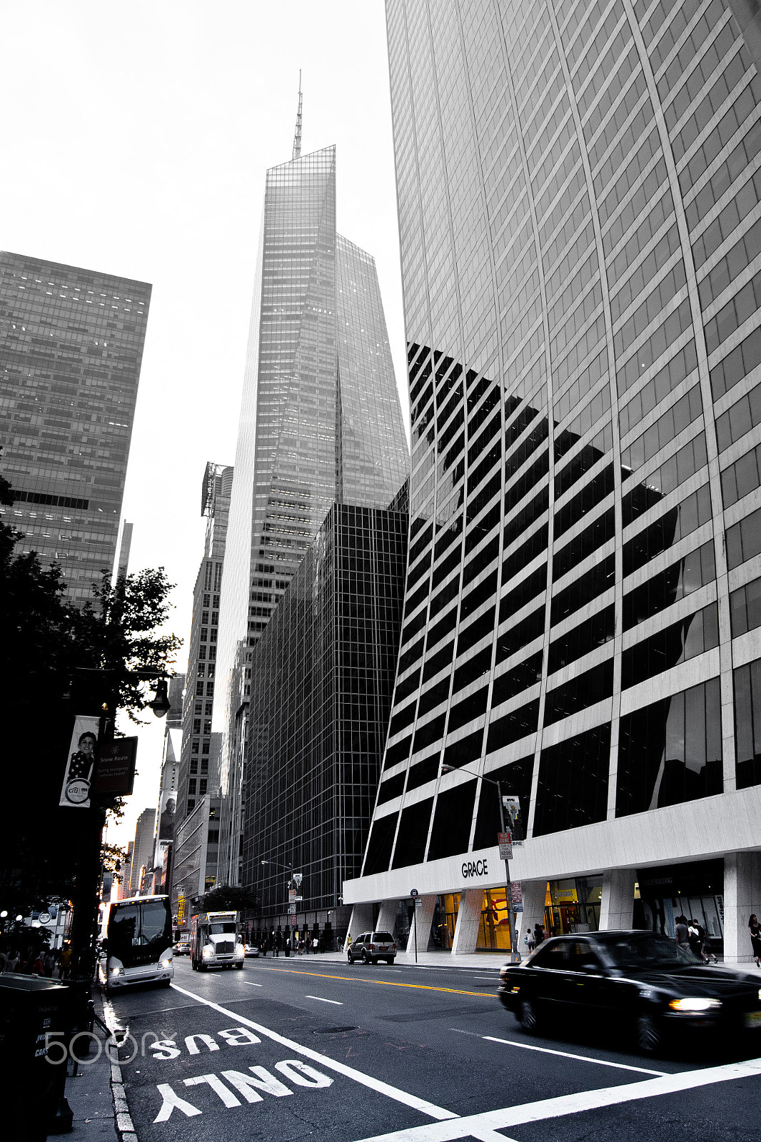 Canon EOS 500D (EOS Rebel T1i / EOS Kiss X3) sample photo. Bryant park photography