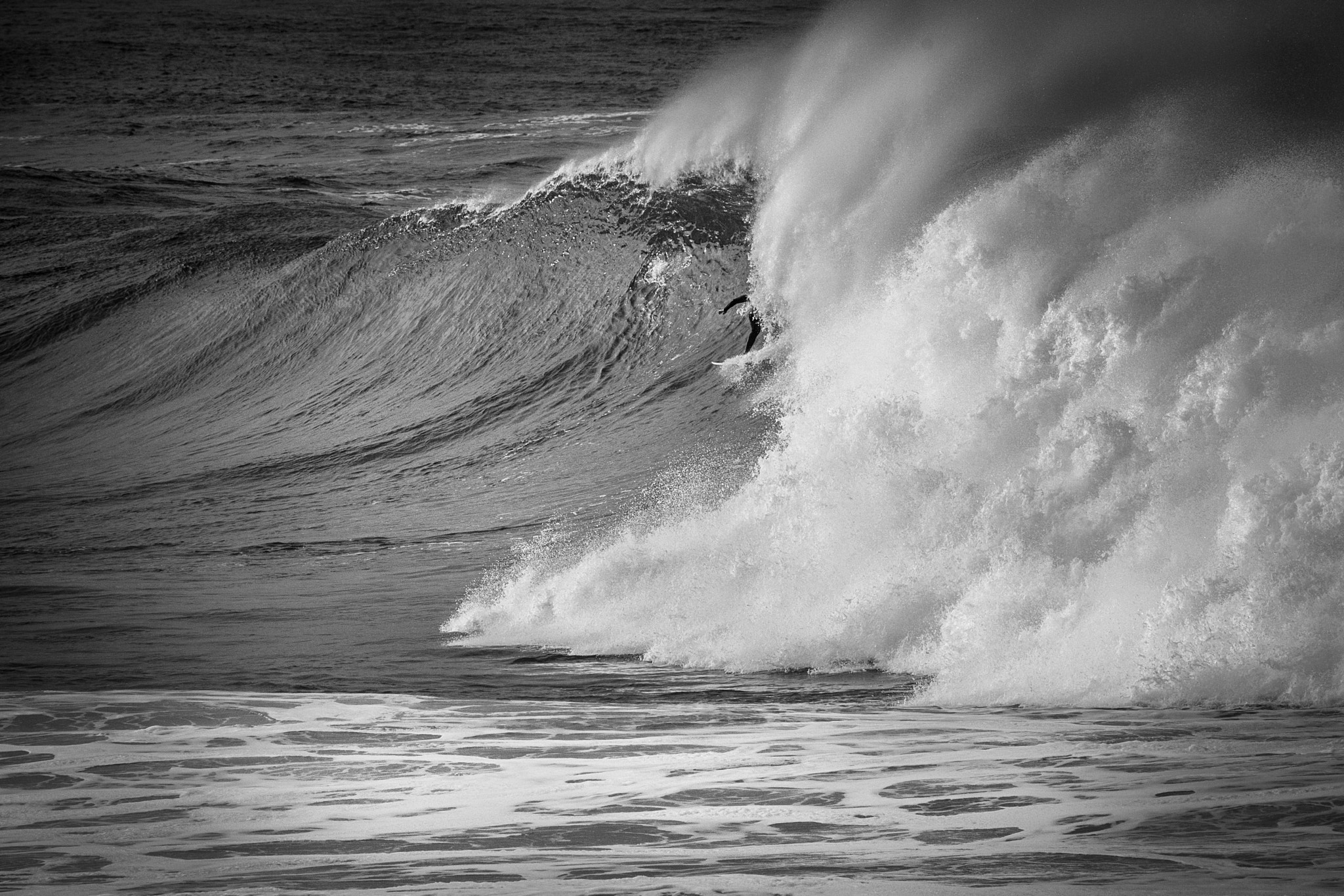 Canon EF 200mm F2.8L II USM sample photo. Surfer  photography