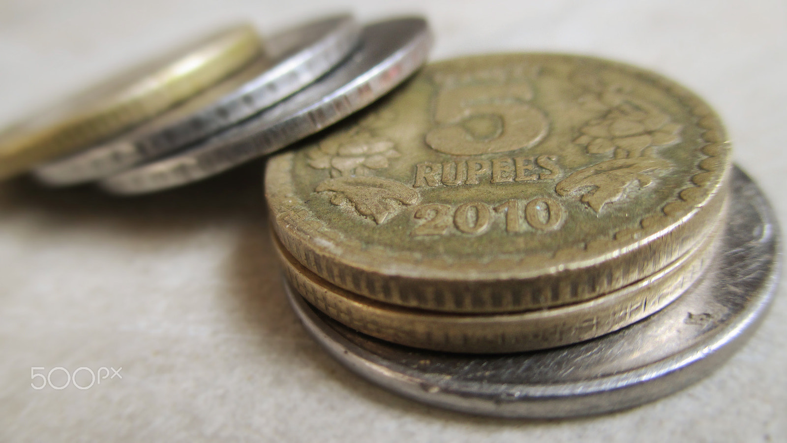 Canon PowerShot ELPH 115 IS (IXUS 132 / IXY 90F) sample photo. Coin money photography
