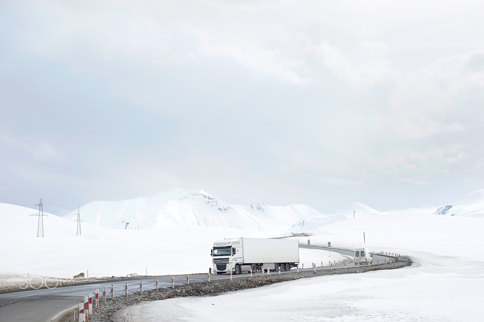 Nikon Df + Nikon AF Nikkor 50mm F1.4D sample photo. Car in a snow mountains photography