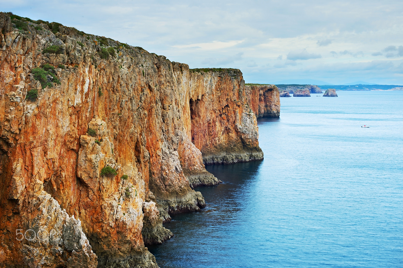 Nikon Df + Nikon AF Nikkor 50mm F1.4D sample photo. Portugal ocean shore photography