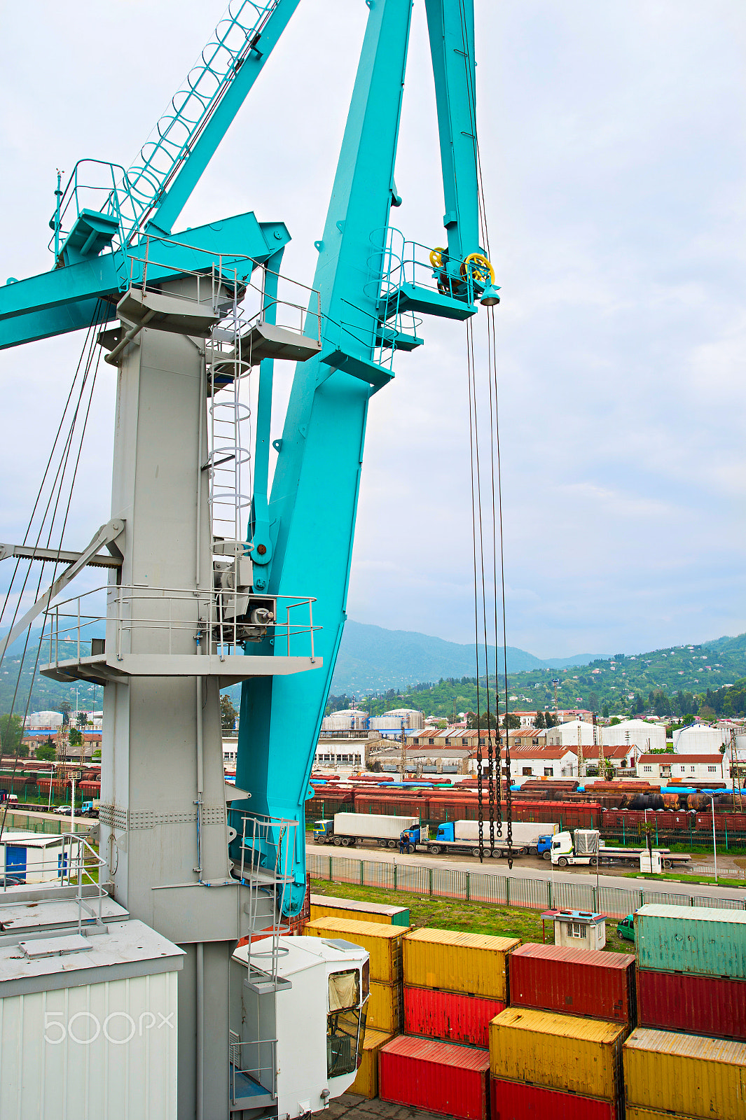 AF Zoom-Nikkor 28-80mm f/3.3-5.6G sample photo. Crane in industrial port photography