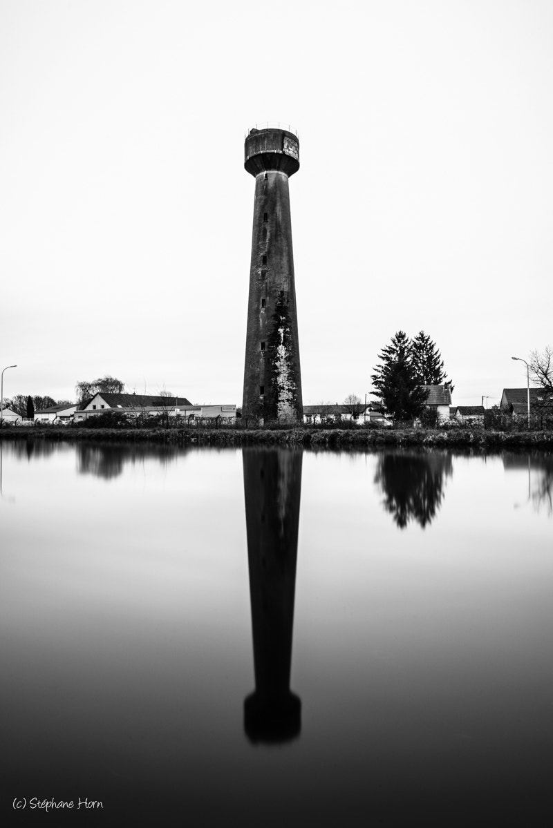 Nikon D800 + Nikon AF Nikkor 24mm F2.8D sample photo. Black tower photography