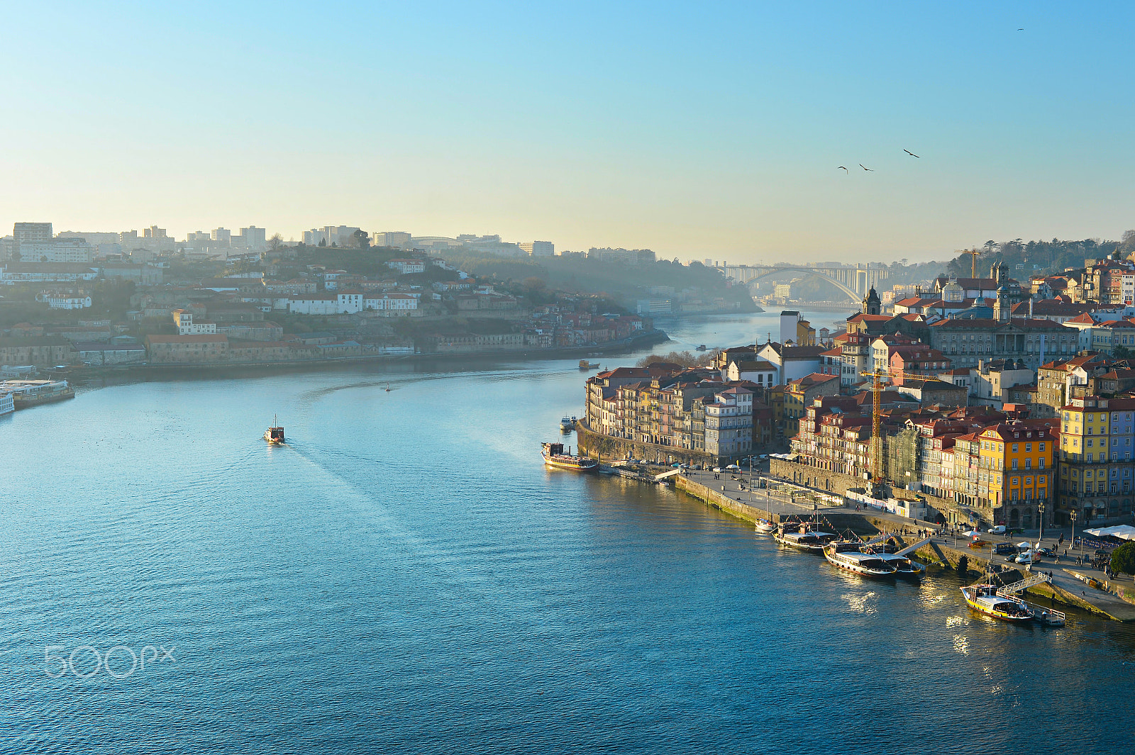 Nikon Df + Nikon AF Nikkor 50mm F1.4D sample photo. Typical porto scene, portugal photography