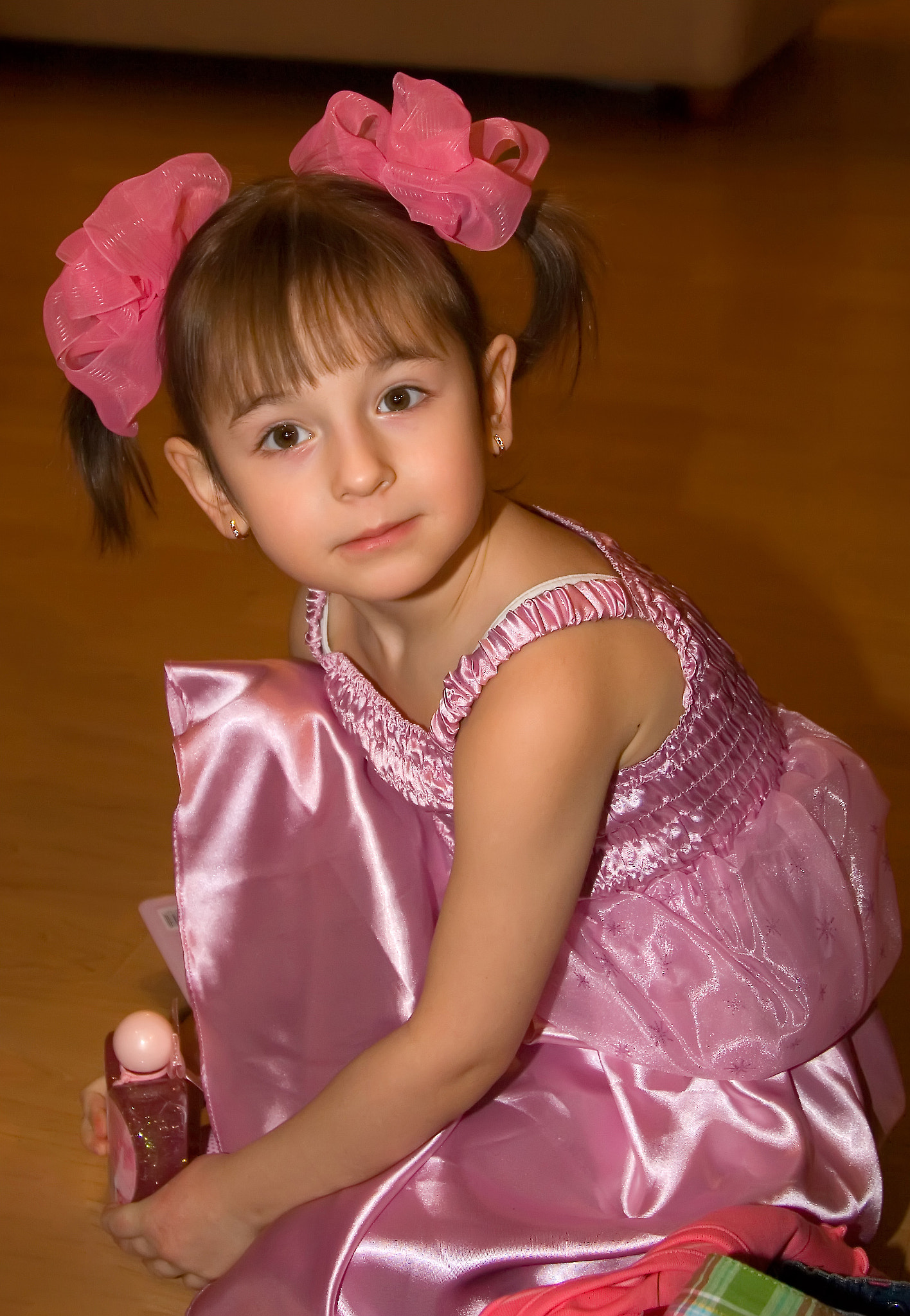 Canon EOS 30D + Canon EF 24-105mm F4L IS USM sample photo. Girl birthday photography