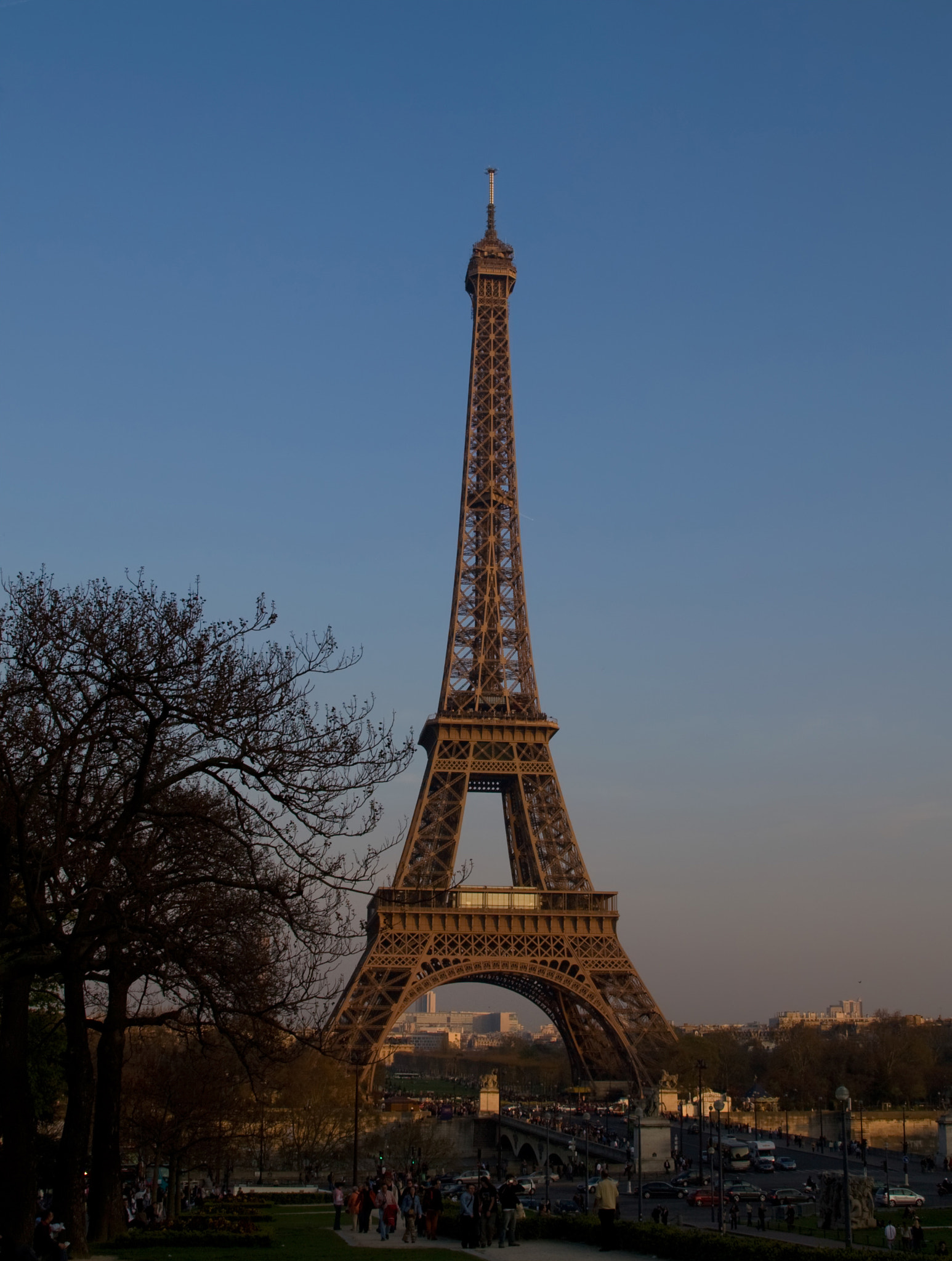 Canon EOS 30D + Canon EF 24-105mm F4L IS USM sample photo. Spring in paris photography