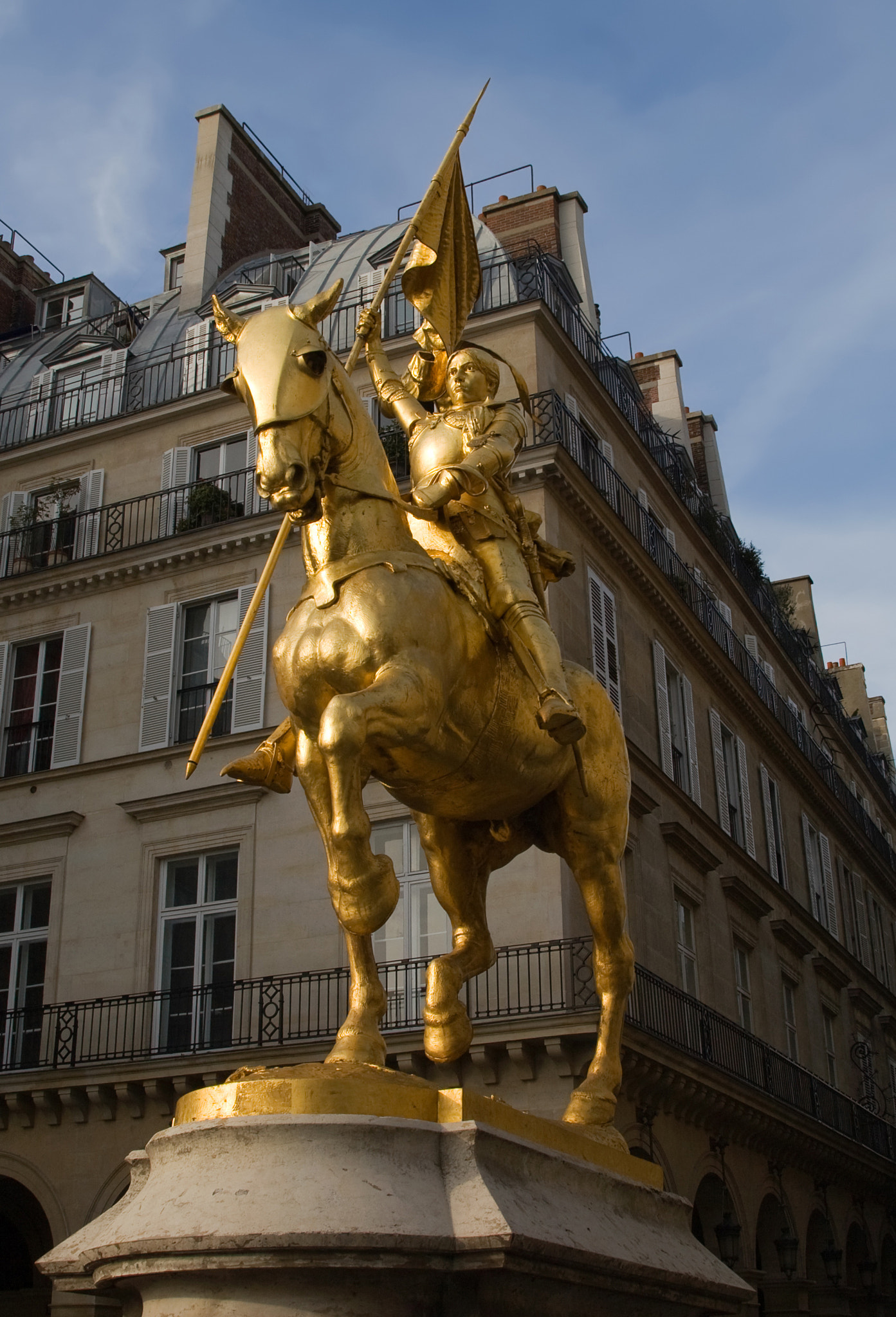 Canon EOS 30D + Canon EF 24-105mm F4L IS USM sample photo. Spring in paris photography
