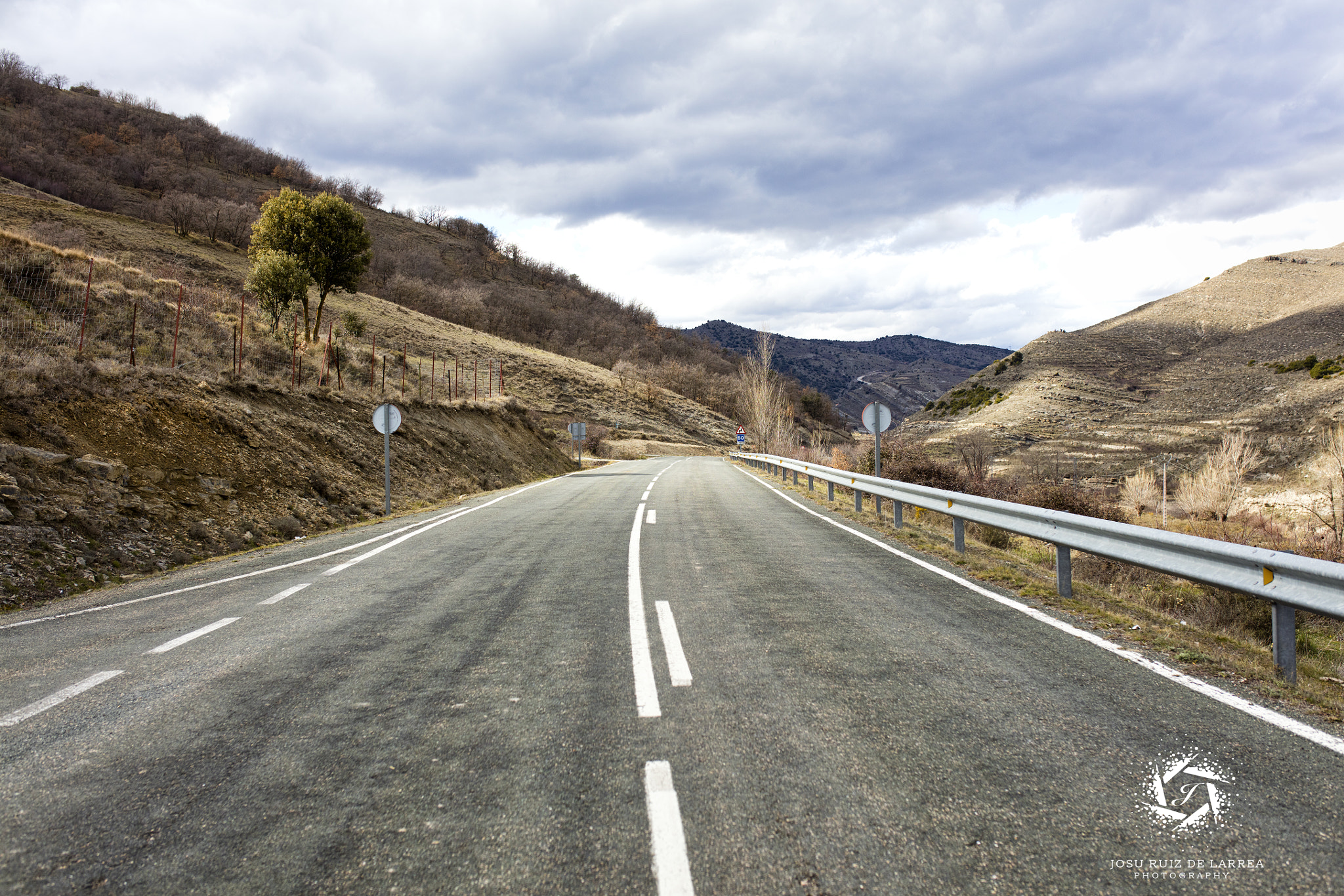 Sigma 35mm F1.4 DG HSM Art sample photo. Road photography