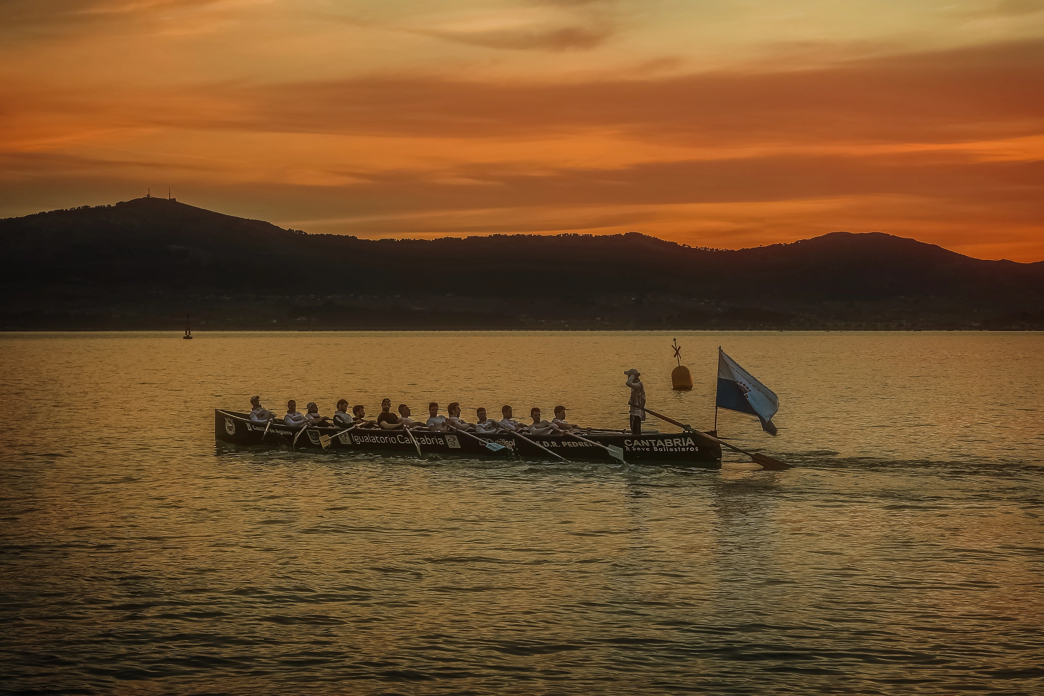 Samsung NX3000 + NX 20-50mm F3.5-5.6 sample photo. Rowed in the bay photography