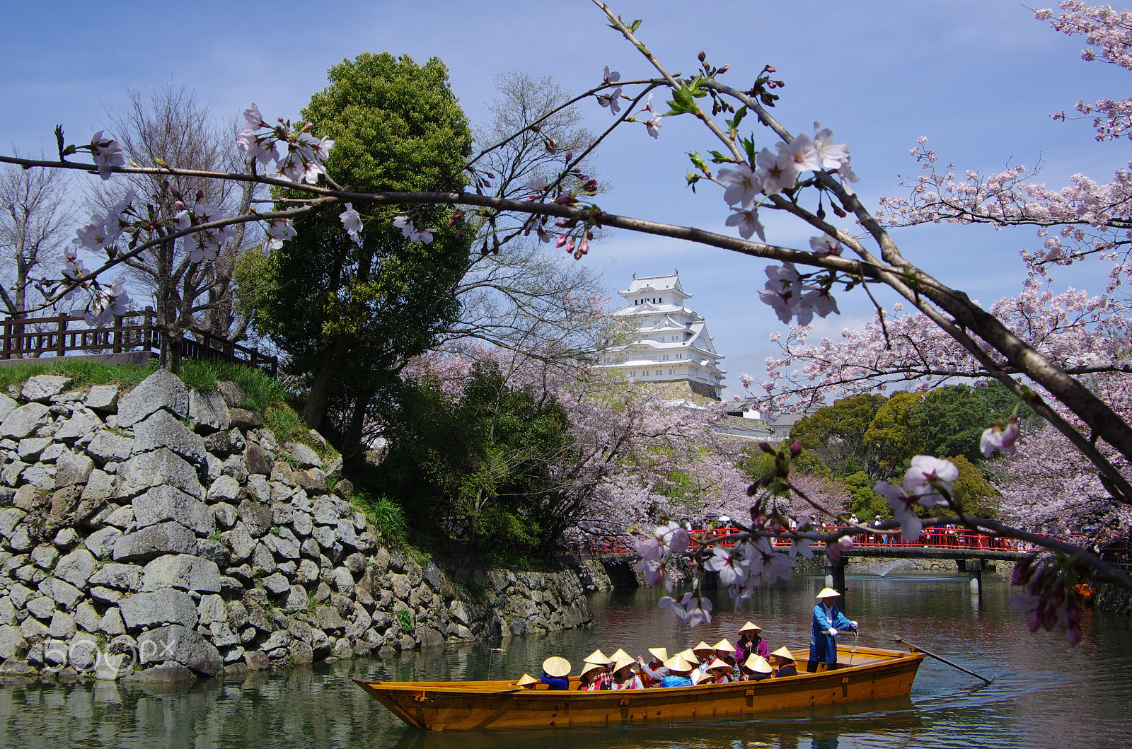 Pentax smc DA 16-45mm F4 ED AL sample photo. Rowing boat photography