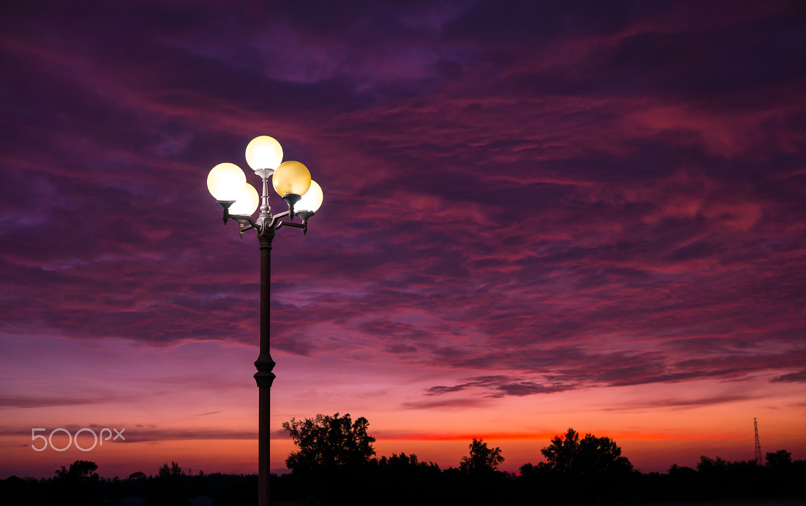 Sony Alpha NEX-5T + Sigma 30mm F2.8 EX DN sample photo. Street light at sarasin bridge photography