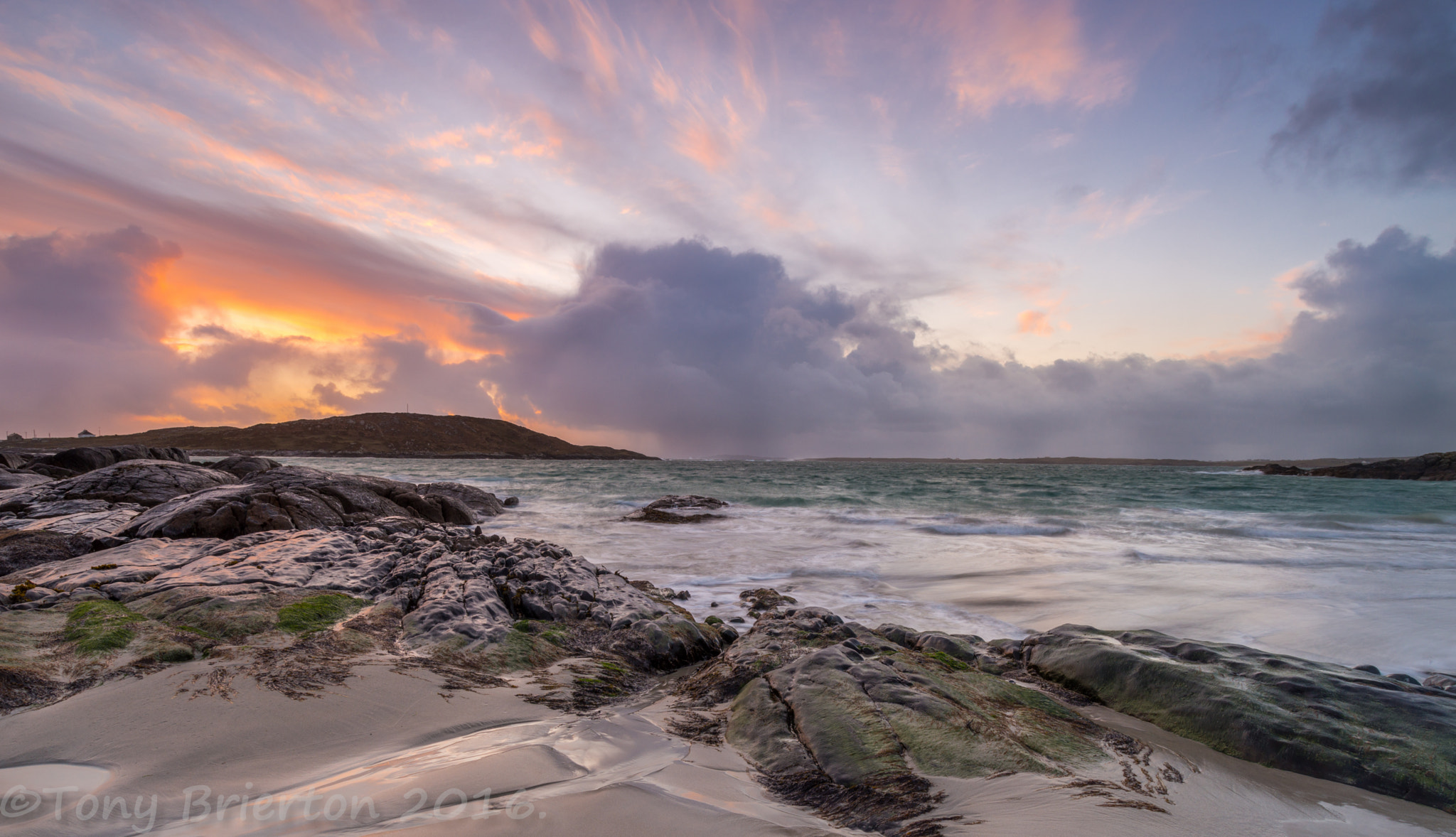Sony a99 II + Sigma 20mm F1.8 EX DG Aspherical RF sample photo. Galway sunset. photography