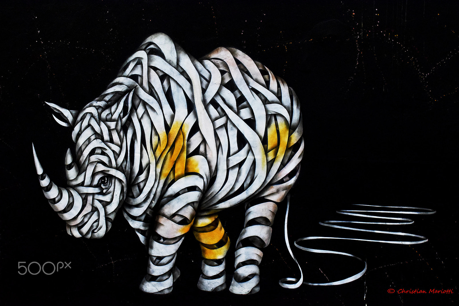 Nikon D5300 + AF DC-Nikkor 135mm f/2D sample photo. Street art photography
