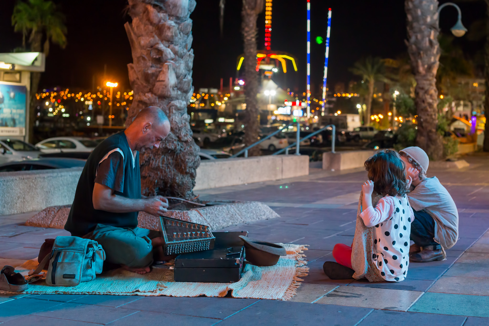 Sigma 50mm F1.4 EX DG HSM sample photo. The audience photography