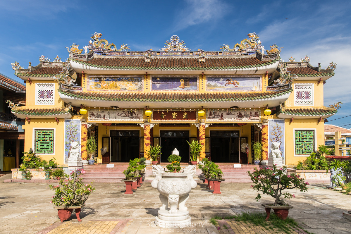 Sony a7 + Canon EF 85mm F1.2L II USM sample photo. Chinese temple hoian. photography