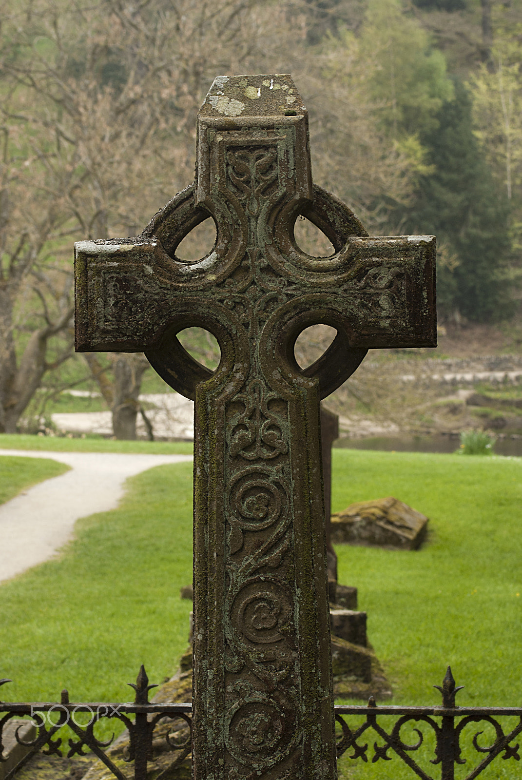 Sony Alpha DSLR-A200 sample photo. Stone cross photography