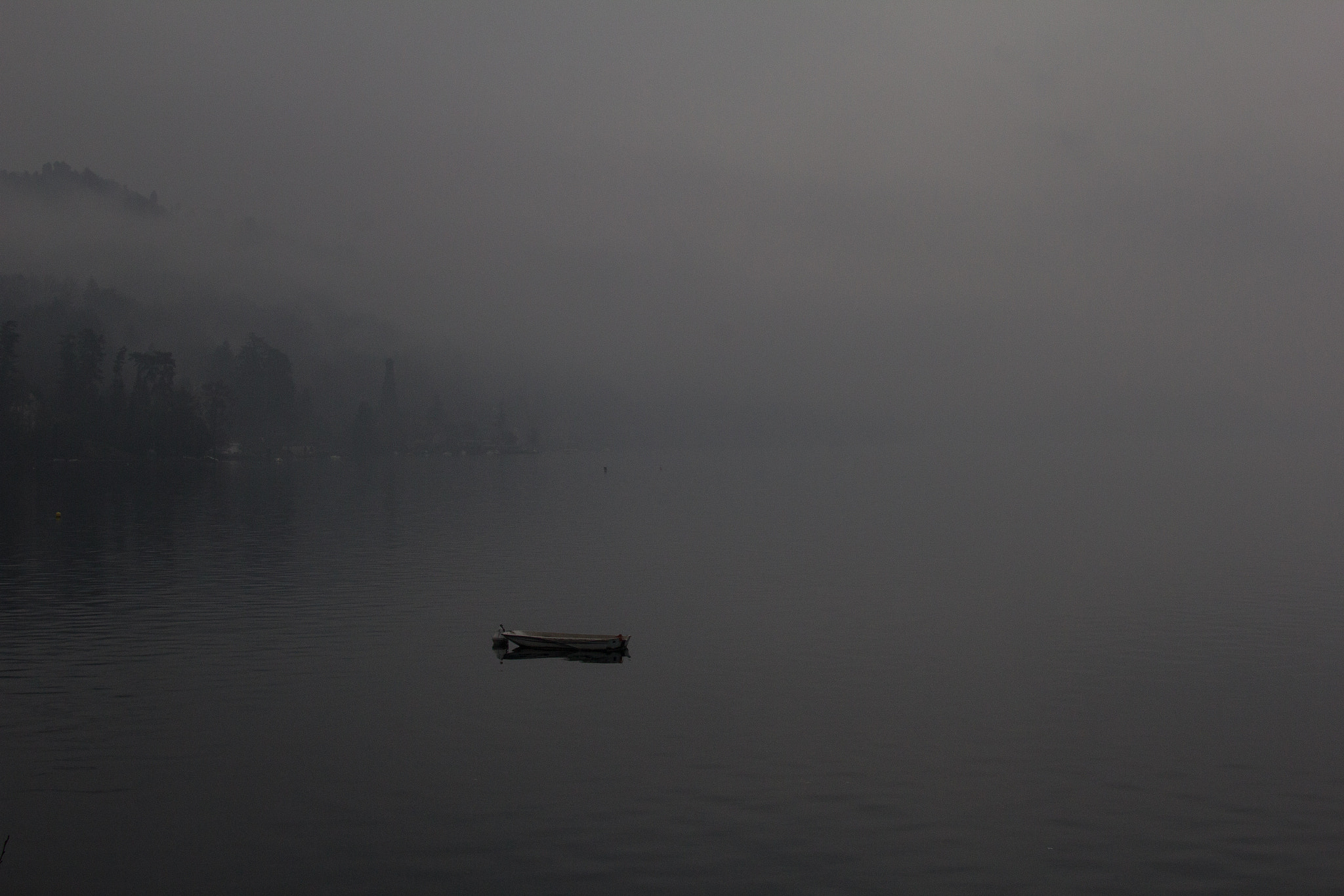 Canon EF 35-350mm F3.5-5.6L USM sample photo. Orta's lake photography
