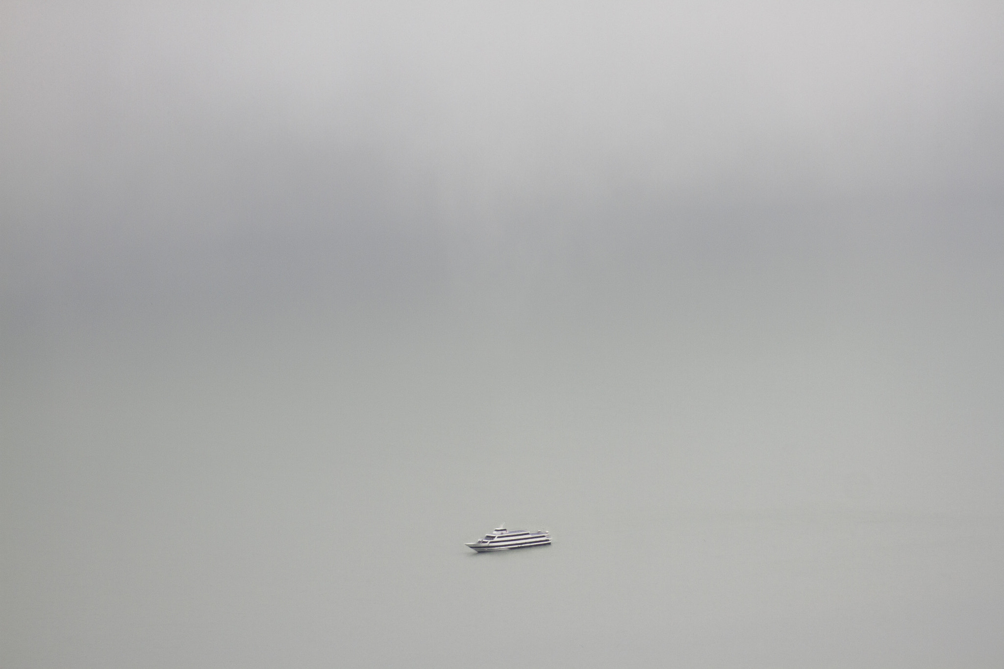Canon EF 80-200mm F4.5-5.6 II sample photo. Sky was absent today photography