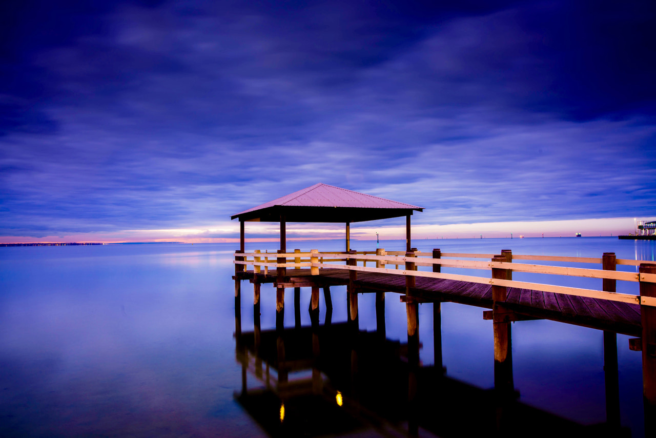Sony a7R II + Canon EF 17-40mm F4L USM sample photo. Stillness photography