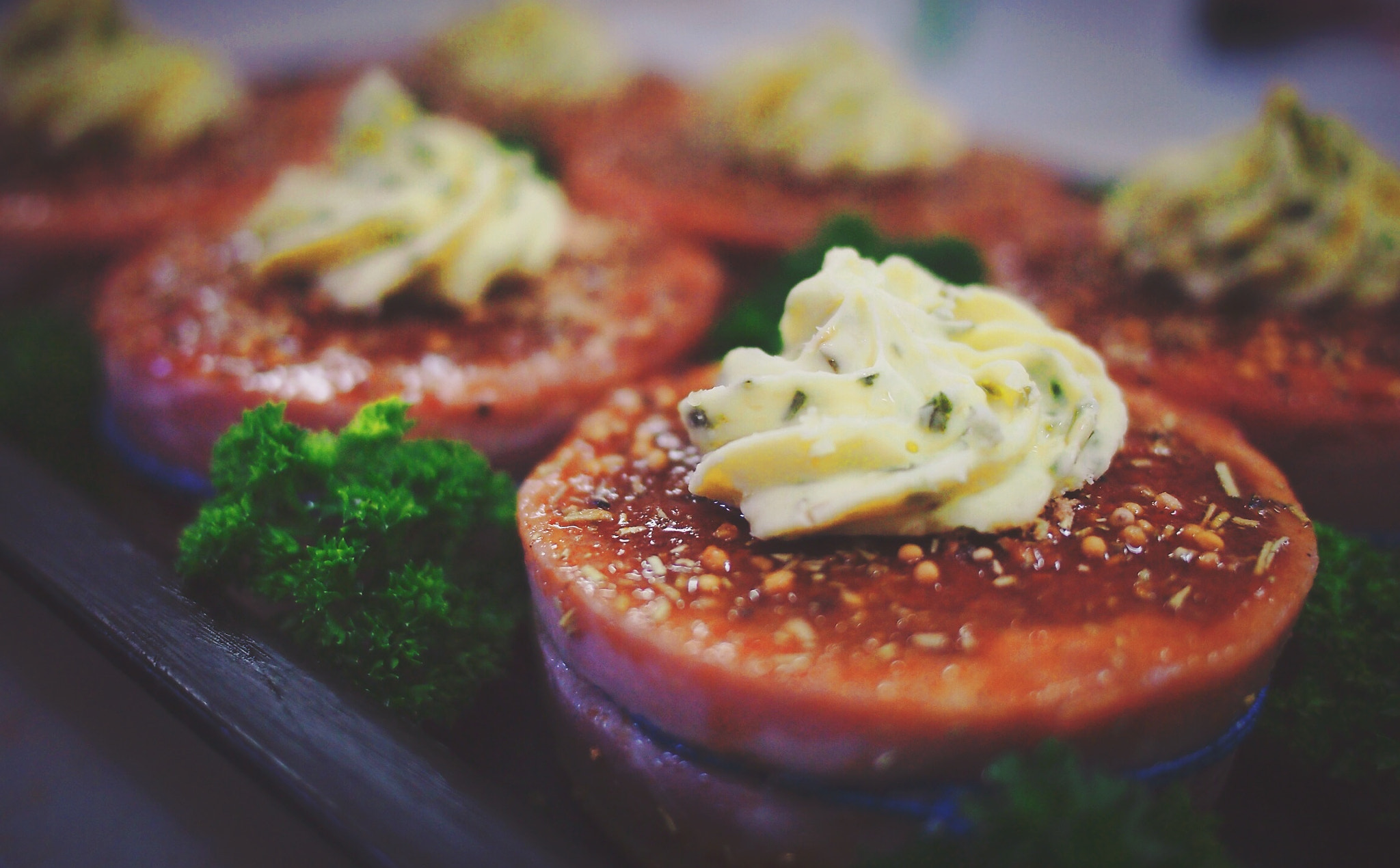 Yakitori pepper, chicken mignons with herb butter.