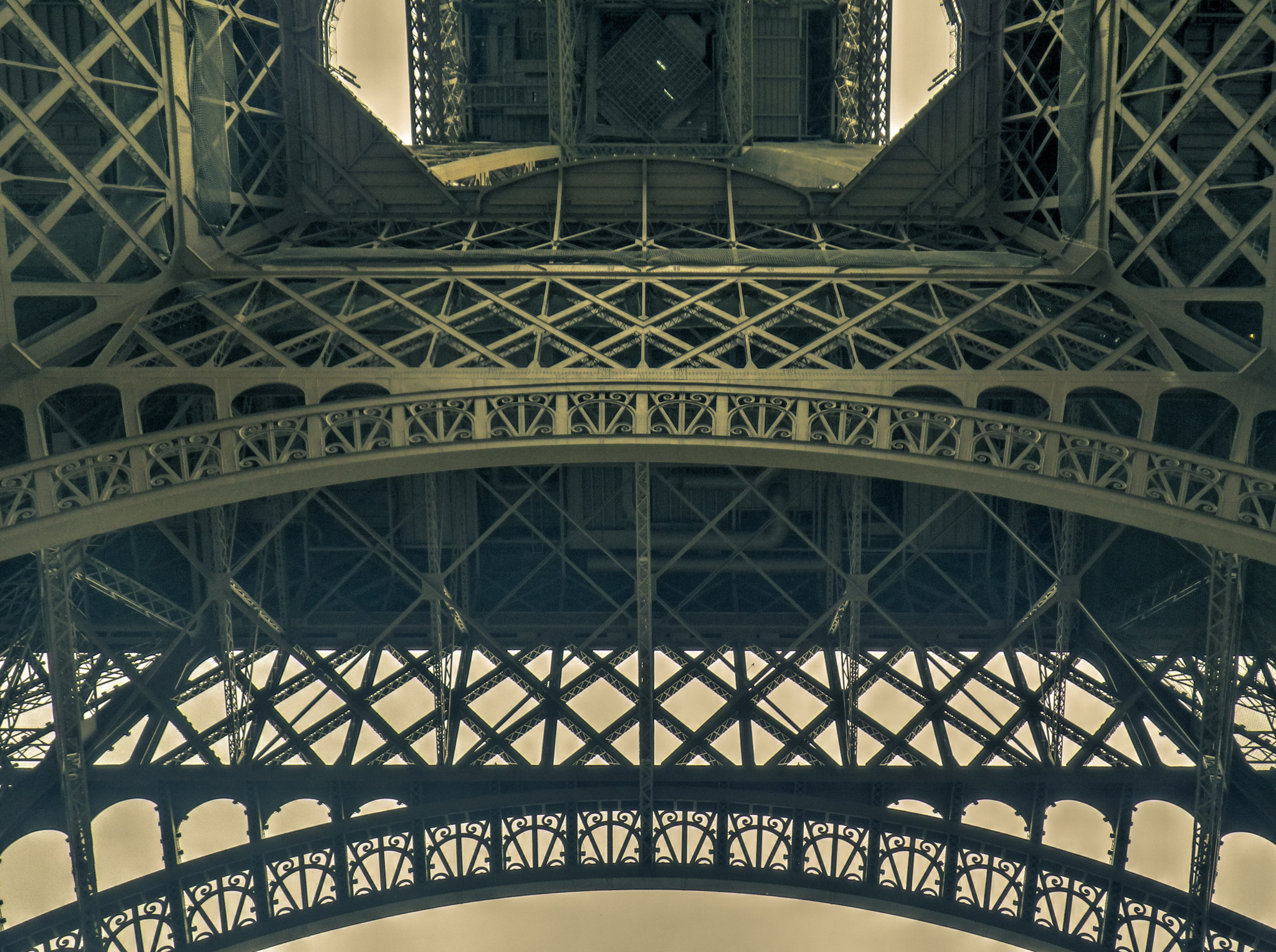 Pentax Optio WG-1 sample photo. Eiffel tower photography