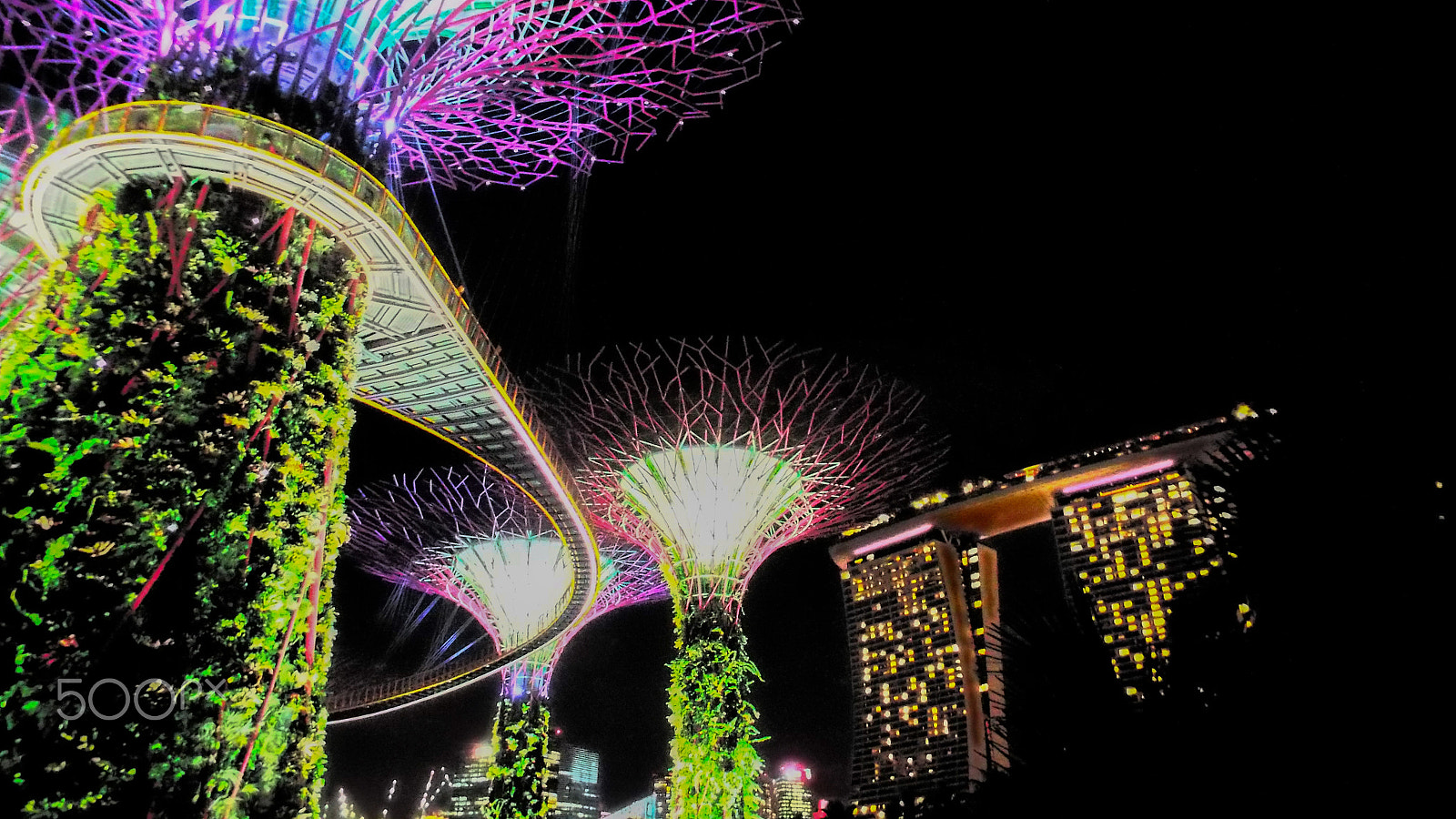 Fujifilm FinePix S9400W sample photo. The best of singapore photography