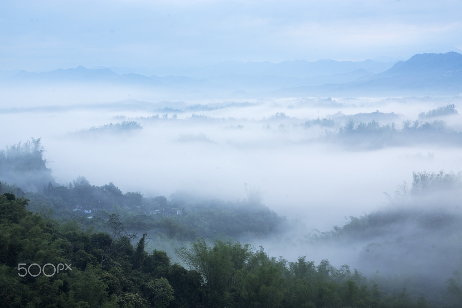Sigma 17-70mm F2.8-4 DC Macro HSM sample photo. Cloudy erliao photography
